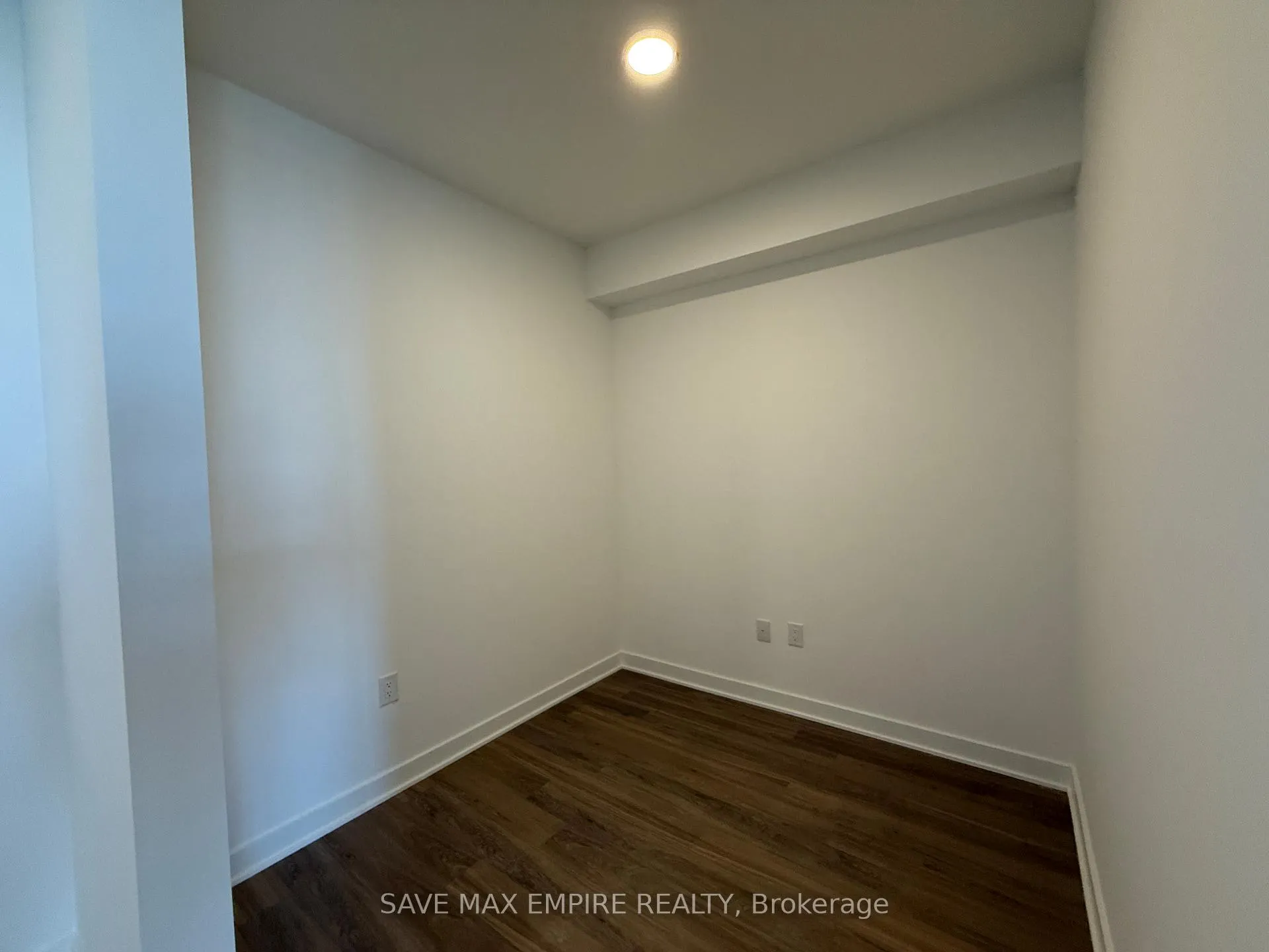 Photo 7 of Unit 1009, 2782 Barton Street, Hamilton, Riverdale — HOMEH