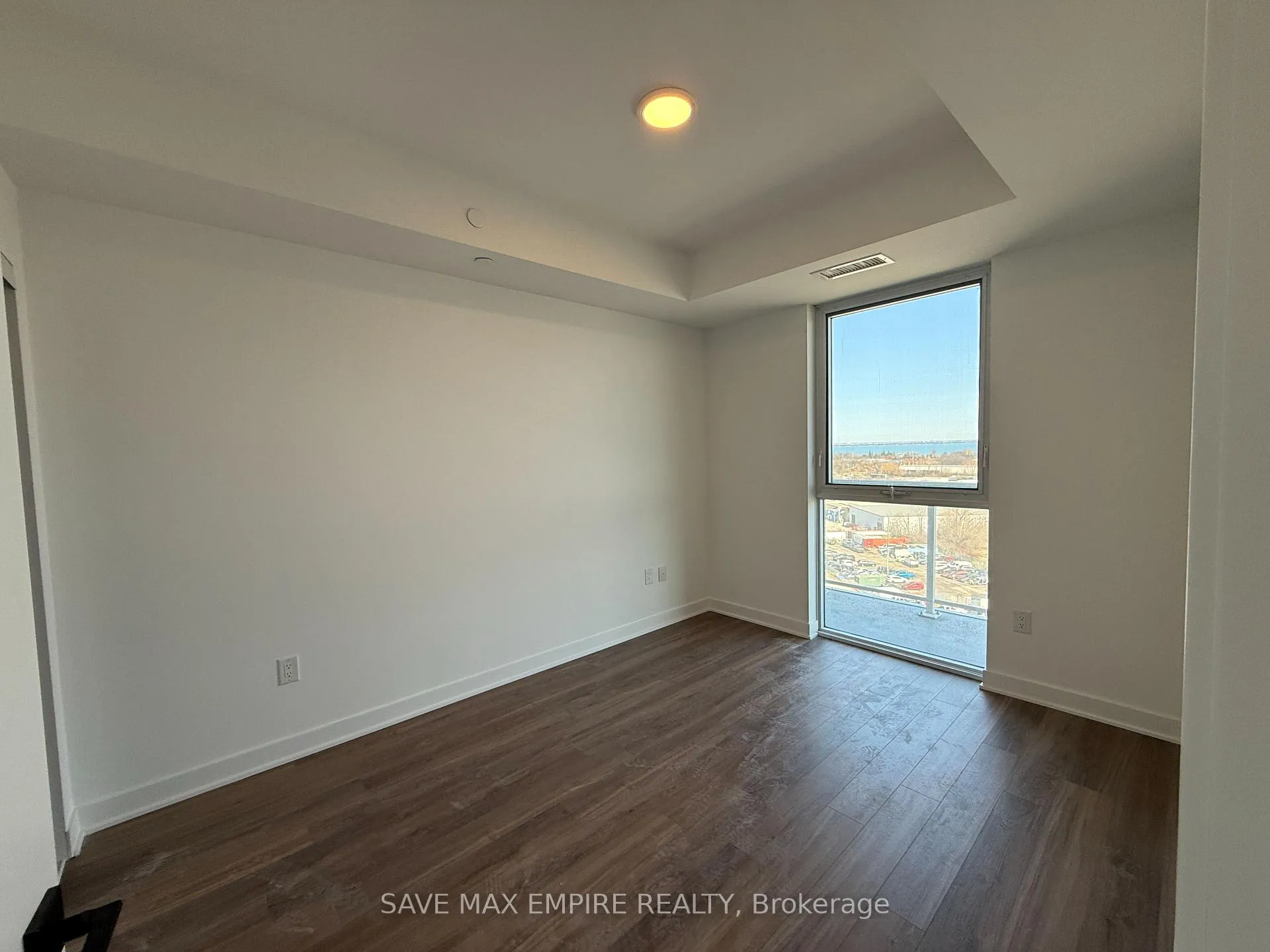 Photo 9 of Unit 1009, 2782 Barton Street, Hamilton, Riverdale — HOMEH