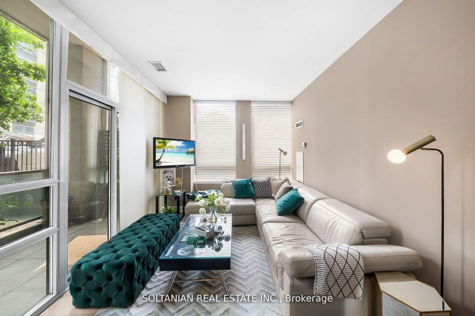 Photo 3 of Unit 105, 88 Broadway Avenue, Toronto, Mount Pleasant West — HOMEH