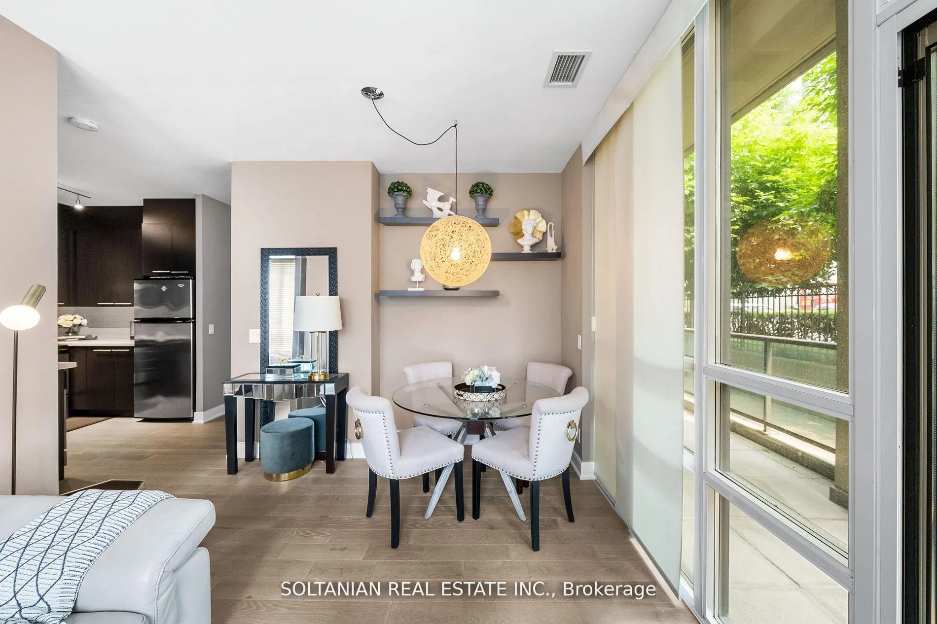 Photo 5 of Unit 105, 88 Broadway Avenue, Toronto, Mount Pleasant West — HOMEH