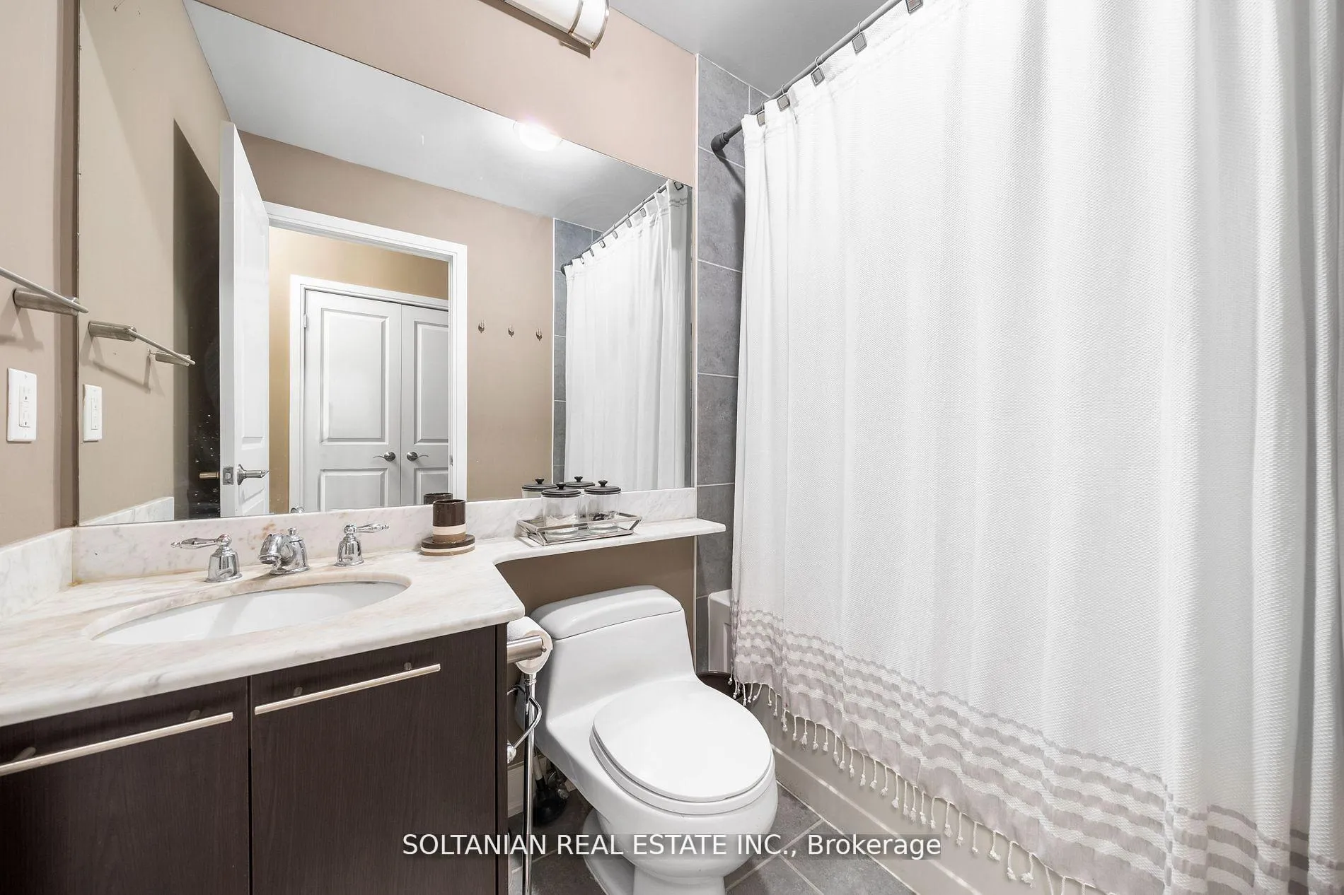 Photo 19 of Unit 105, 88 Broadway Avenue, Toronto, Mount Pleasant West — HOMEH