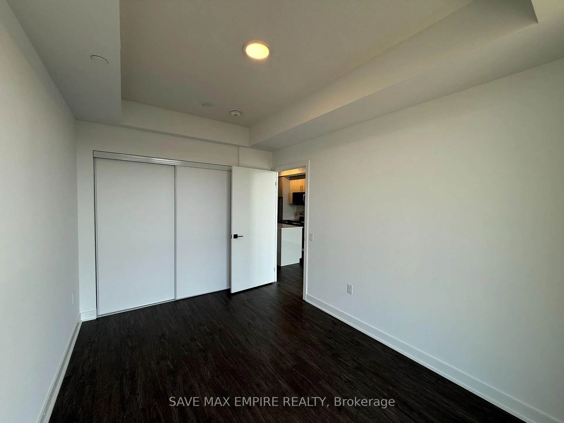 Photo 9 of Unit 1004, 2782 Barton Street E, Hamilton, Riverdale — HOMEH