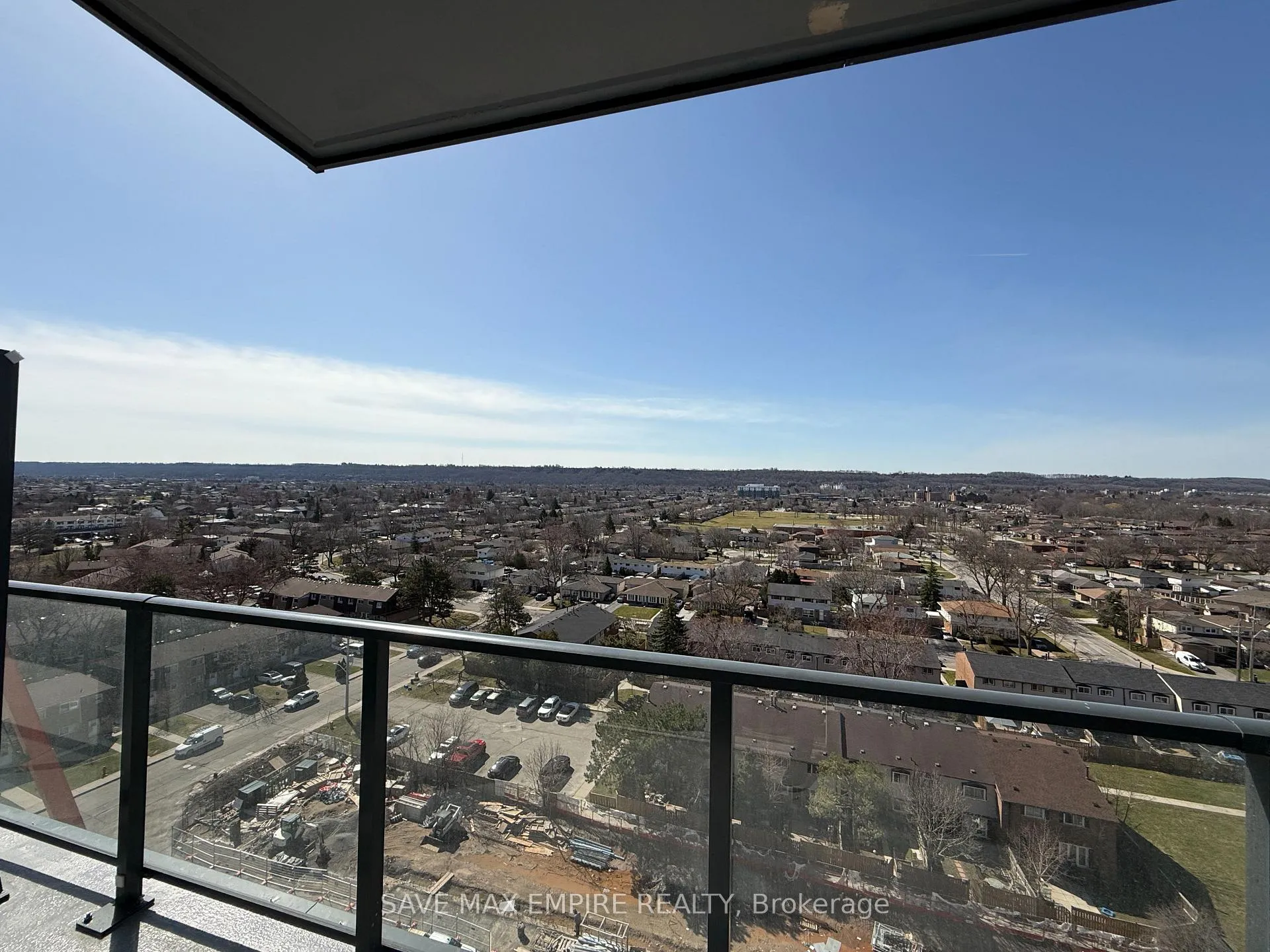 Photo 11 of Unit 1004, 2782 Barton Street E, Hamilton, Riverdale — HOMEH