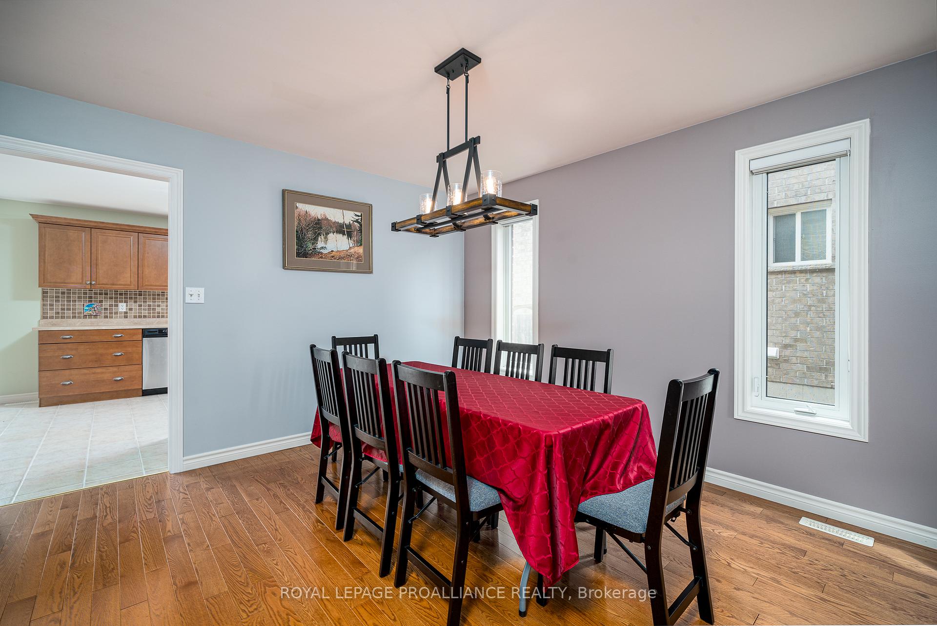 Photo 9 of 25 Simcoe Drive, Belleville, Thurlow Ward — HOMEH