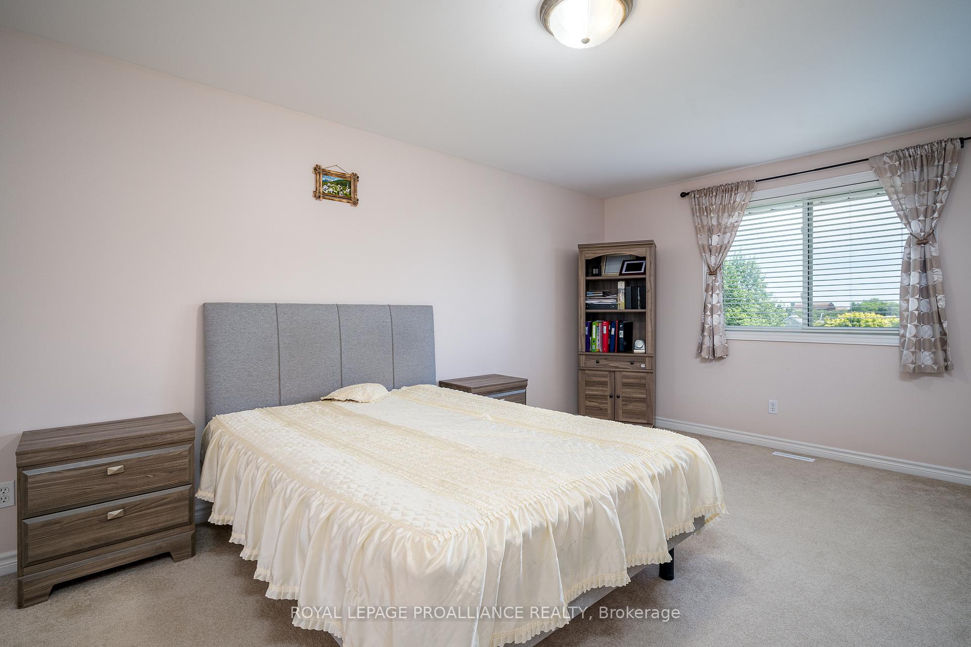 Photo 25 of 25 Simcoe Drive, Belleville, Thurlow Ward — HOMEH