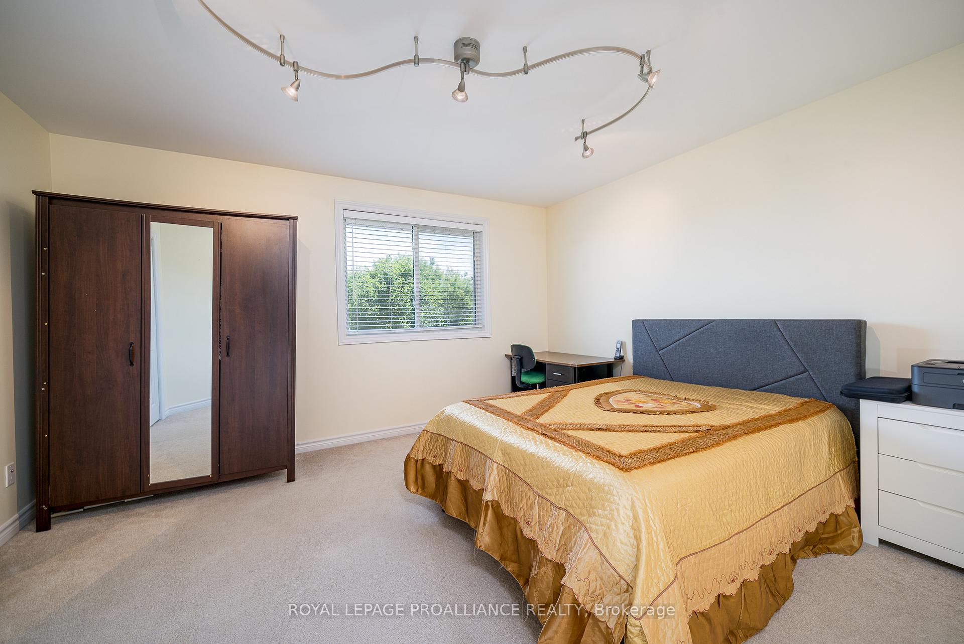 Photo 29 of 25 Simcoe Drive, Belleville, Thurlow Ward — HOMEH