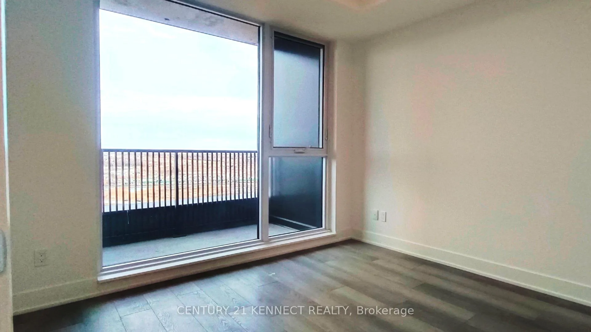 Photo 10 of Unit 1806, 38 Andre De Grasse Street, Markham, Unionville — HOMEH