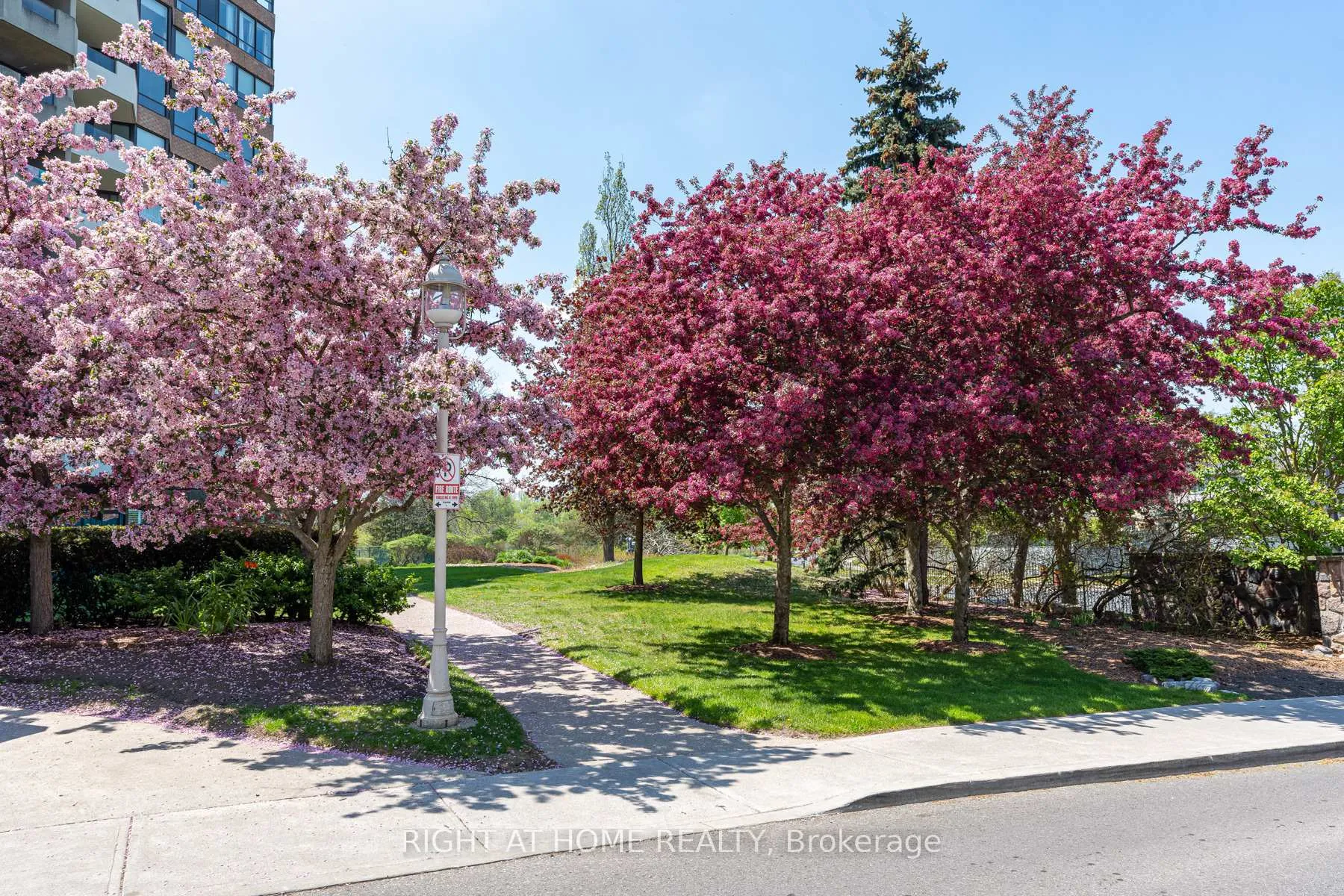 Photo 28 of Unit PH1, 55 Austin Drive, Markham, Markville — HOMEH