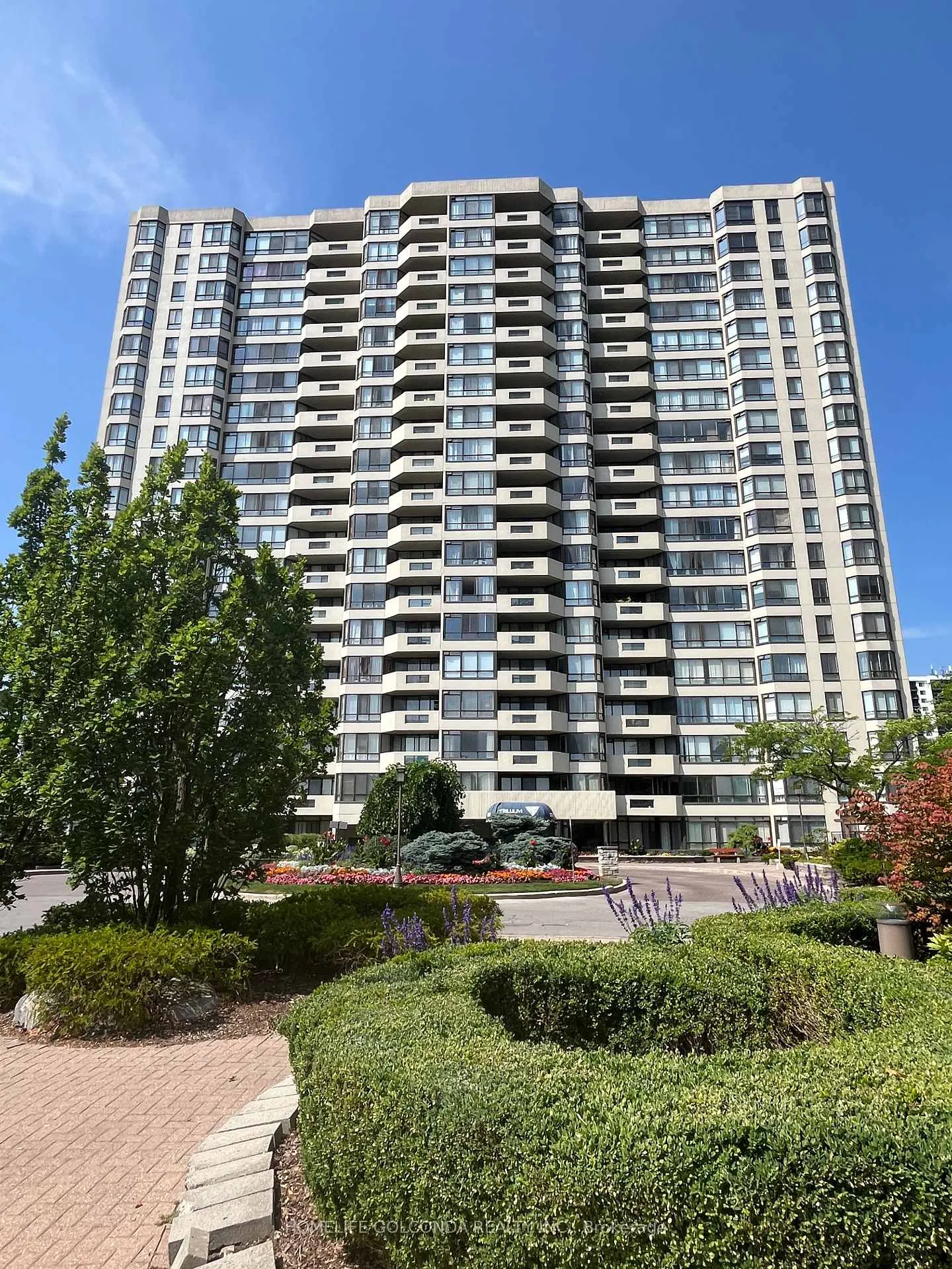 Front of Unit 1108, 225 Bamburgh Circle