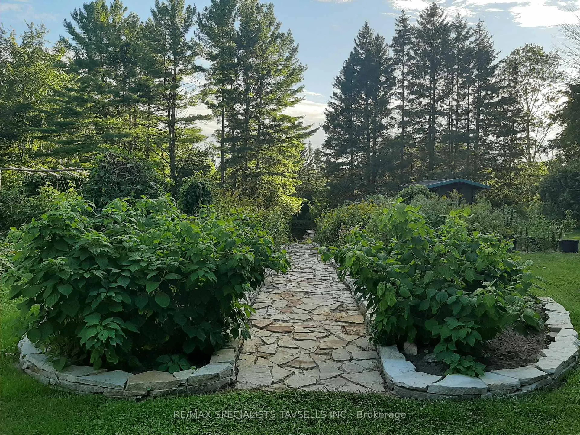 Photo 12 of 15993 Kennedy Road, Caledon, Rural Caledon — HOMEH