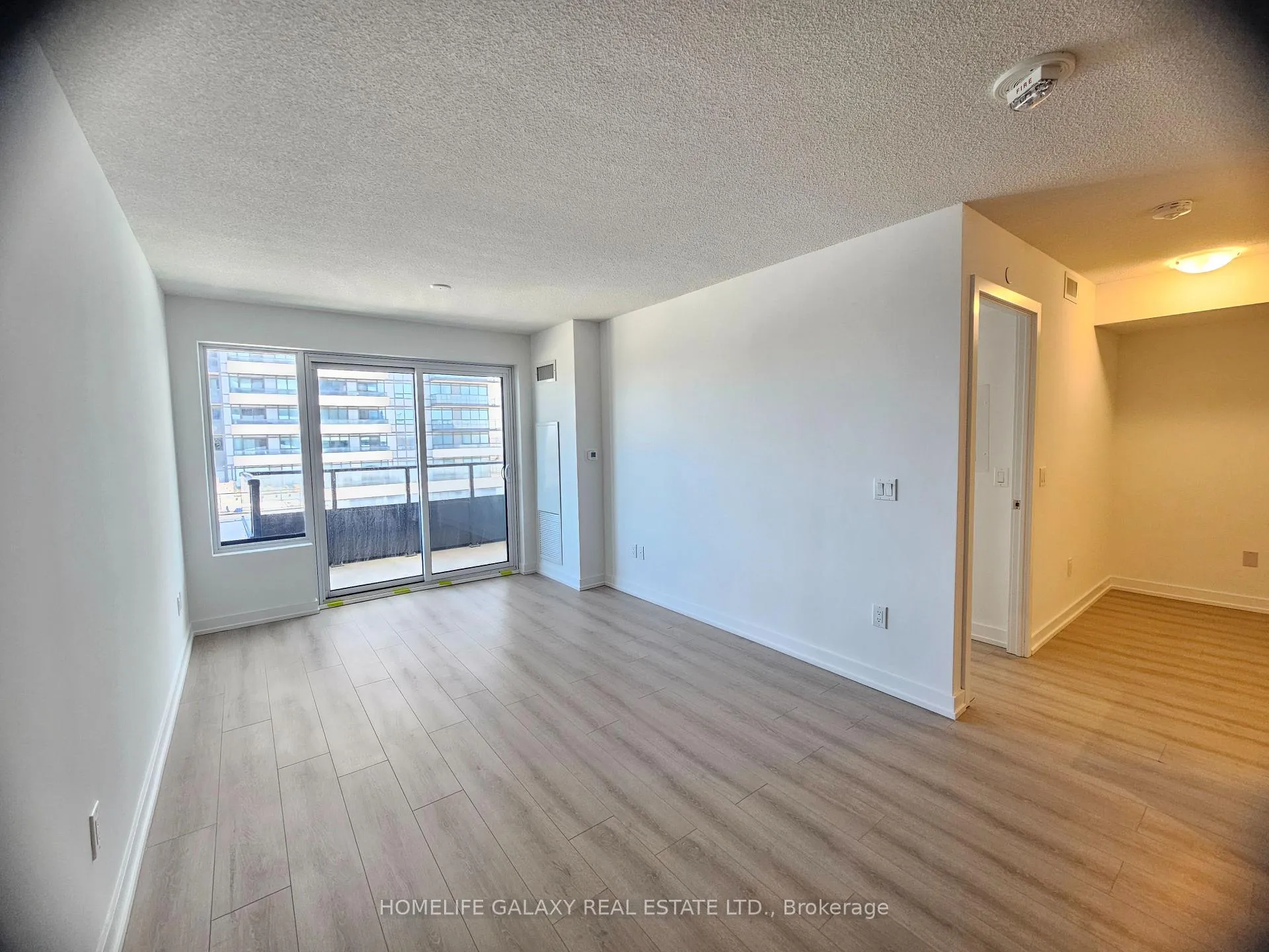 Photo 4 of Unit 806, 1435 Celebration Drive, Pickering, Bay Ridges — HOMEH
