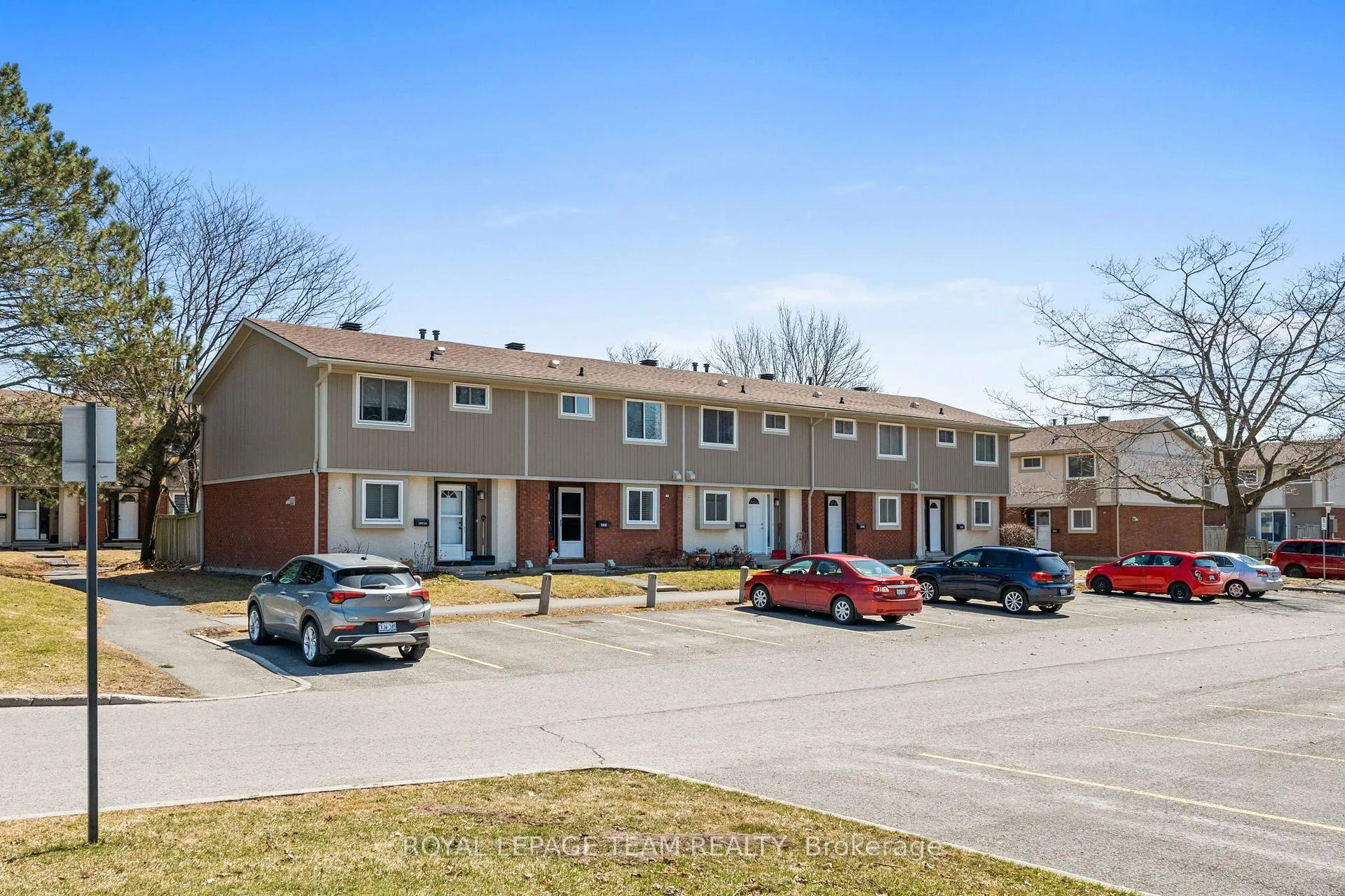 Photo 1 of 3893 B Old Richmond Road, Ottawa, Arbeatha Park — HOMEH