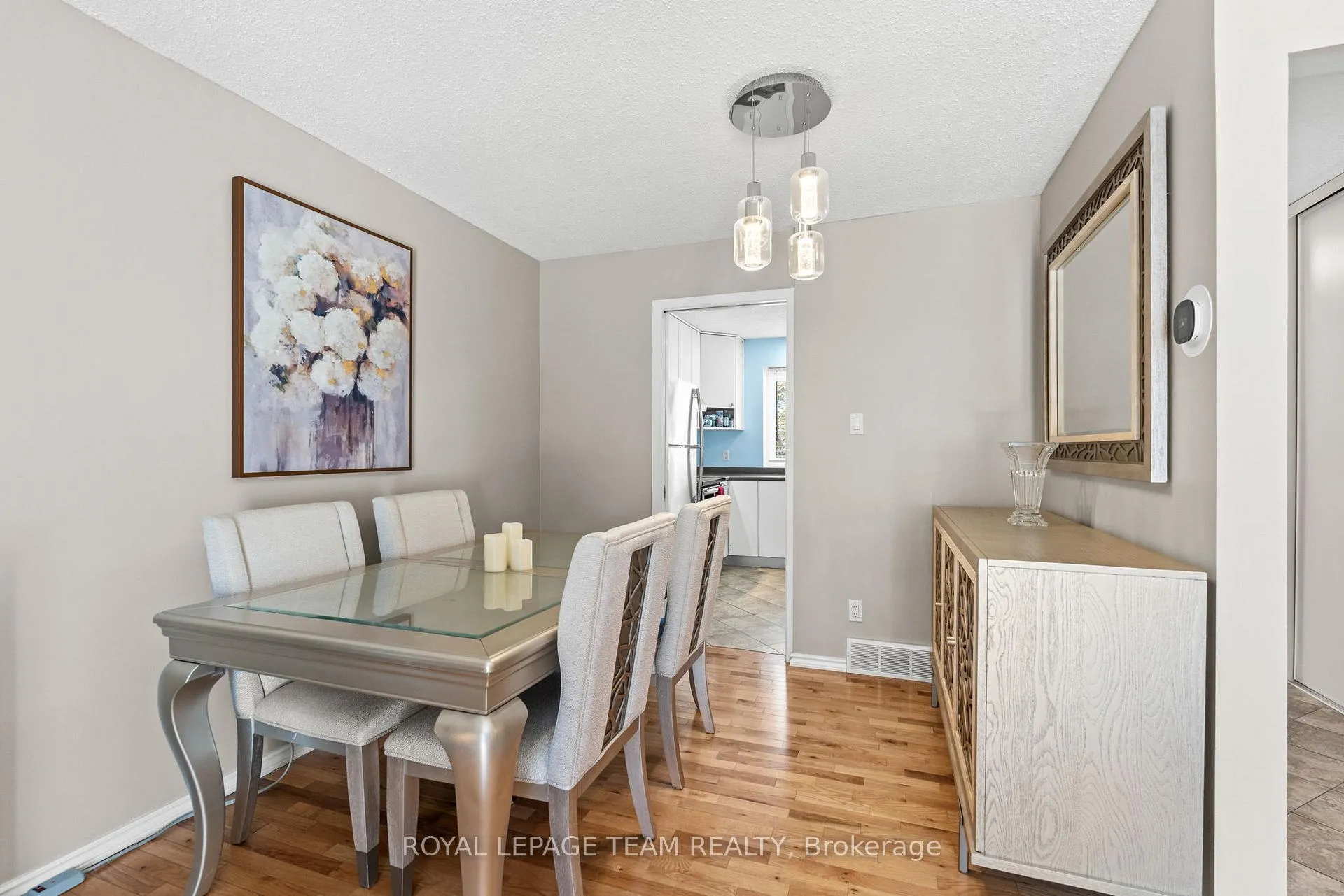 Photo 7 of 3893 B Old Richmond Road, Ottawa, Arbeatha Park — HOMEH