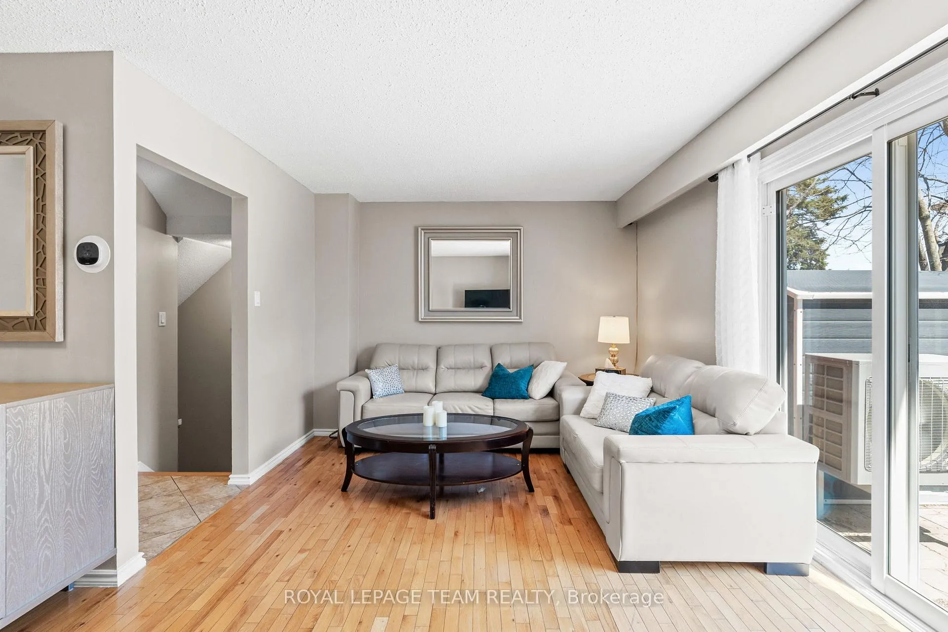 Photo 9 of 3893 B Old Richmond Road, Ottawa, Arbeatha Park — HOMEH