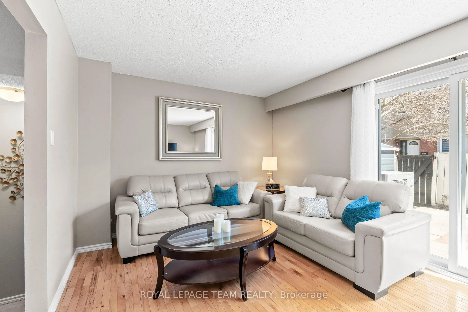 Photo 10 of 3893 B Old Richmond Road, Ottawa, Arbeatha Park — HOMEH