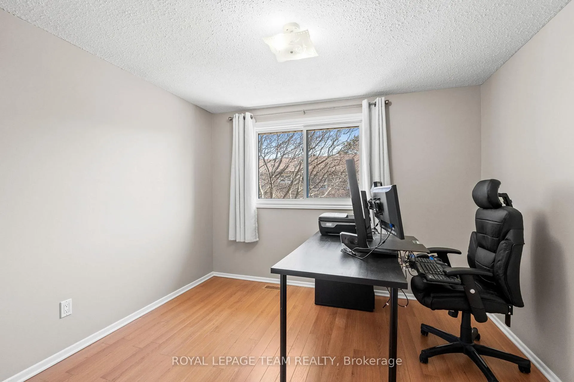 Photo 17 of 3893 B Old Richmond Road, Ottawa, Arbeatha Park — HOMEH