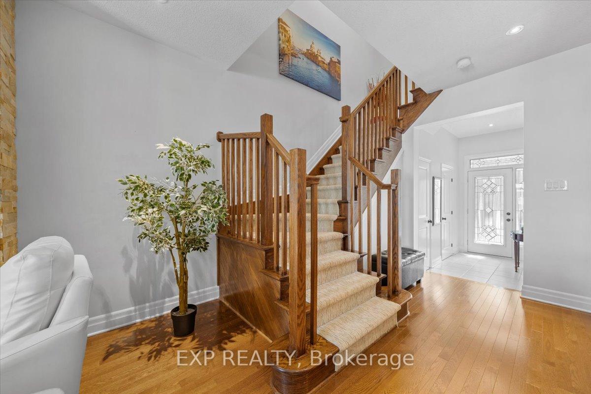Photo 9 of 970 Caldermill Private, Ottawa, Barrhaven - Stonebridge — HOMEH