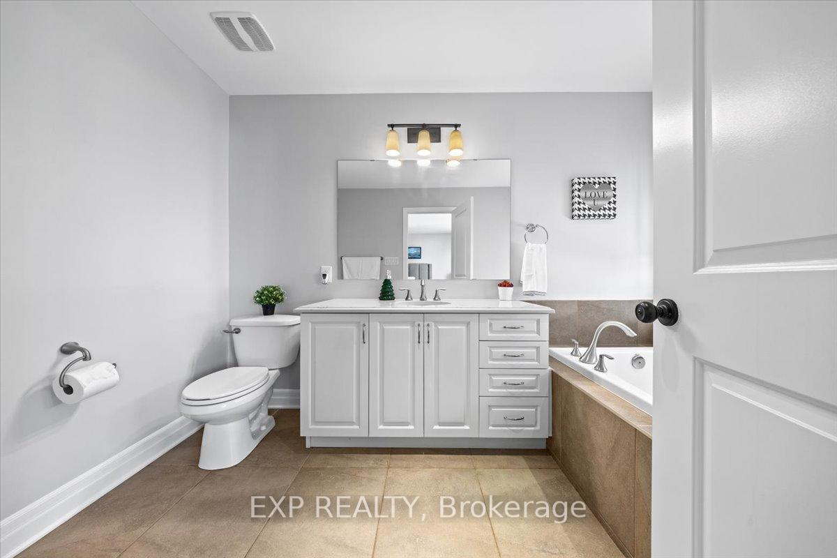 Photo 12 of 970 Caldermill Private, Ottawa, Barrhaven - Stonebridge — HOMEH