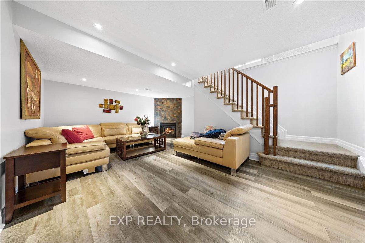 Photo 18 of 970 Caldermill Private, Ottawa, Barrhaven - Stonebridge — HOMEH