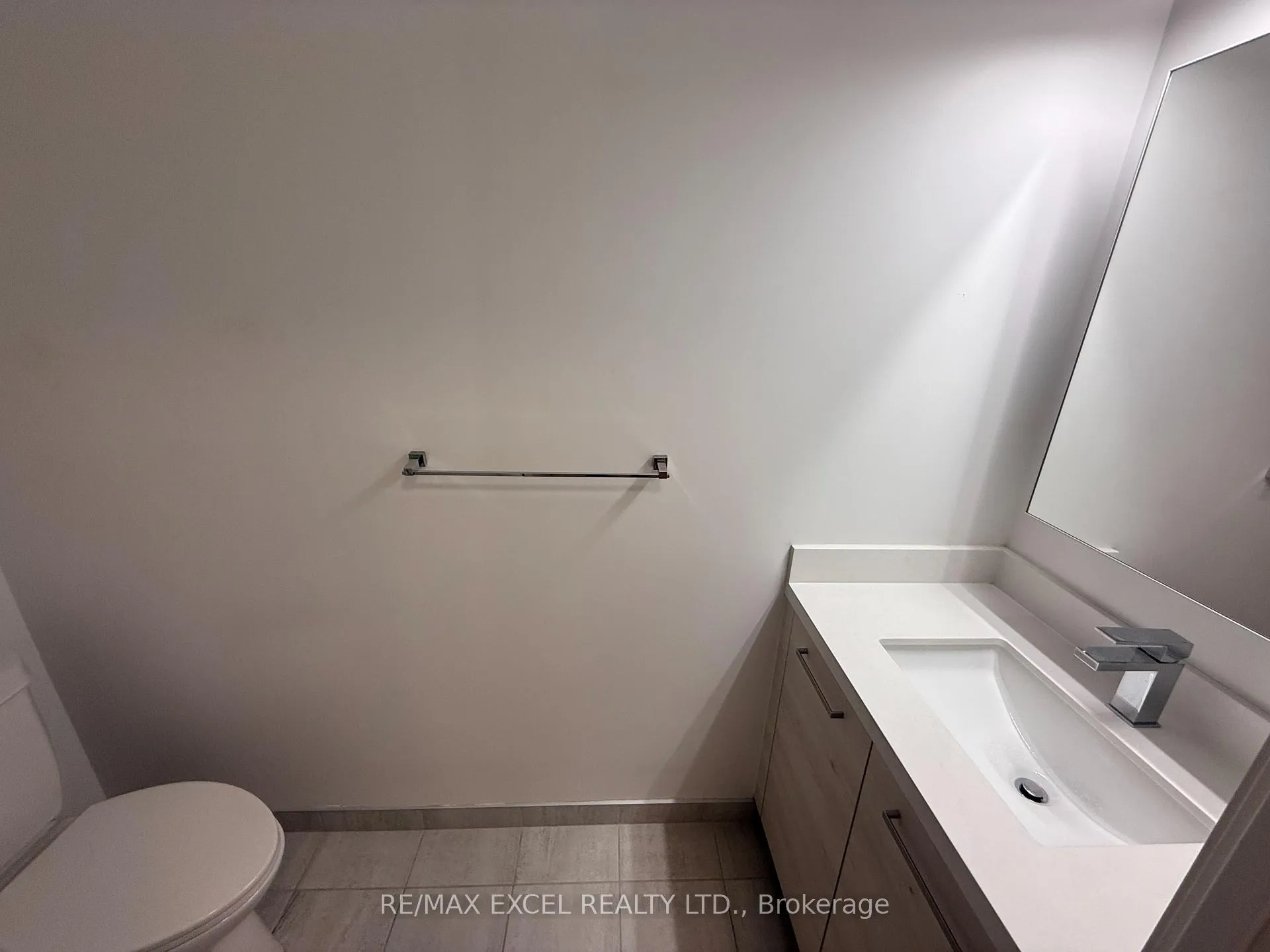 Photo 5 of Unit 1501, 38 Gandhi Lane, Markham, Commerce Valley — HOMEH
