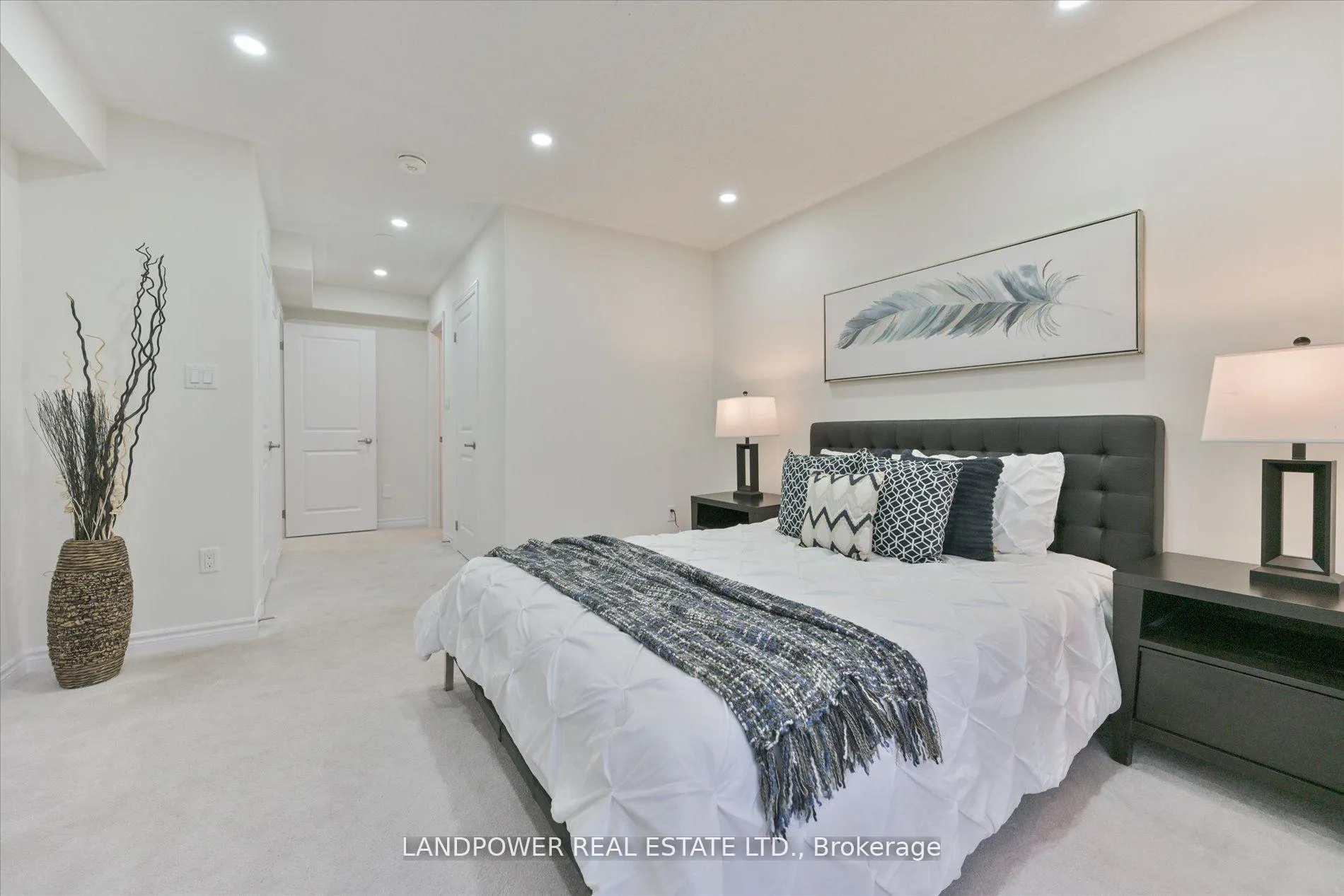 Photo 20 of 125 Frederick Wilson Avenue, Markham, Cornell — HOMEH