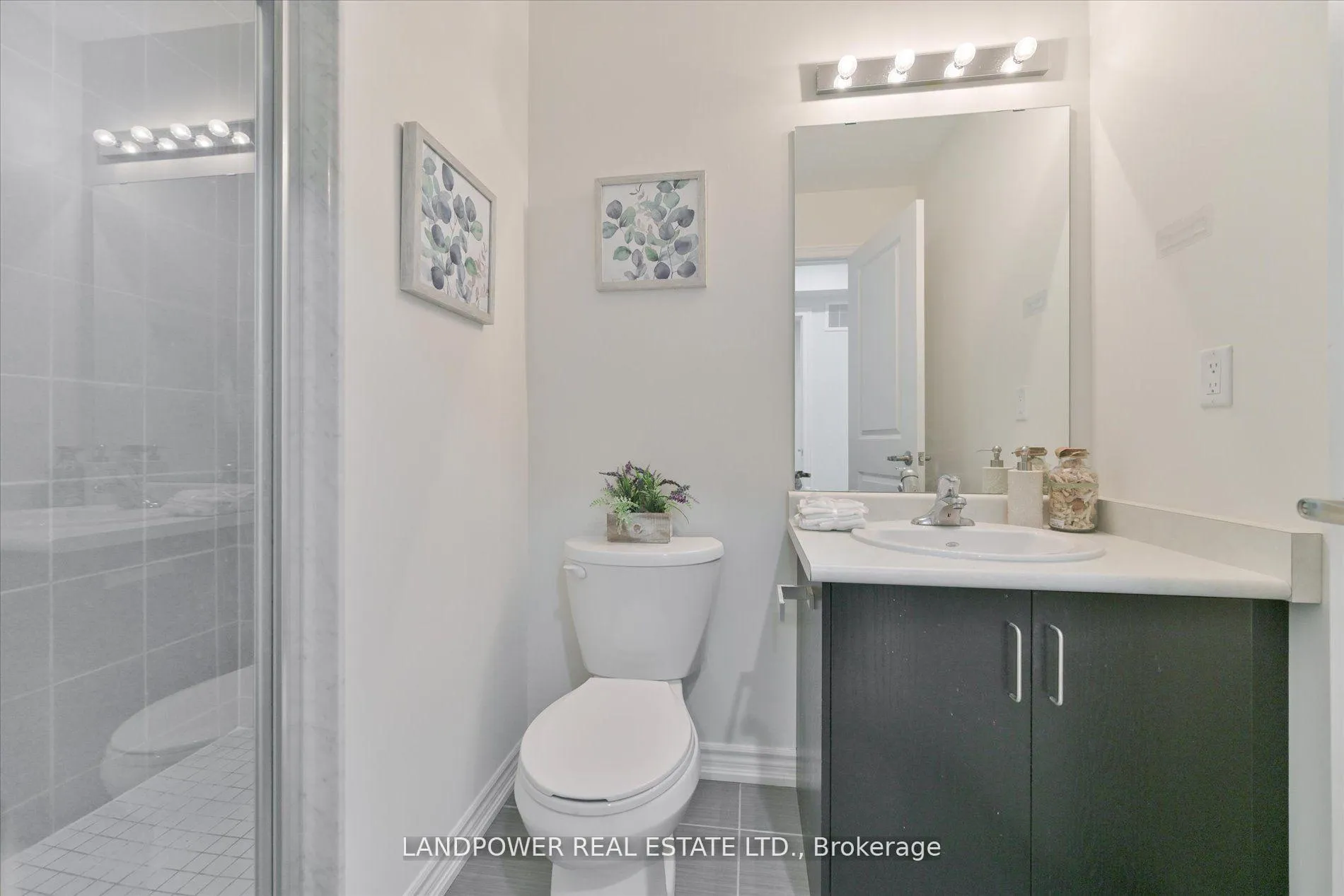 Photo 21 of 125 Frederick Wilson Avenue, Markham, Cornell — HOMEH