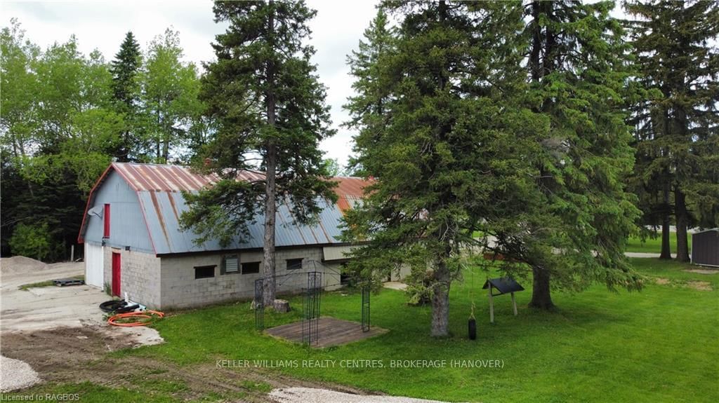 Photo 5 of 315338 Highway 6, Chatsworth — HOMEH