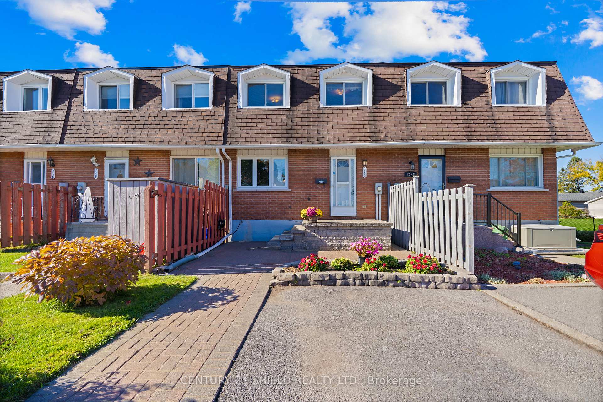 Photo 4 of 3324 Cadeb Avenue, Cornwall — HOMEH