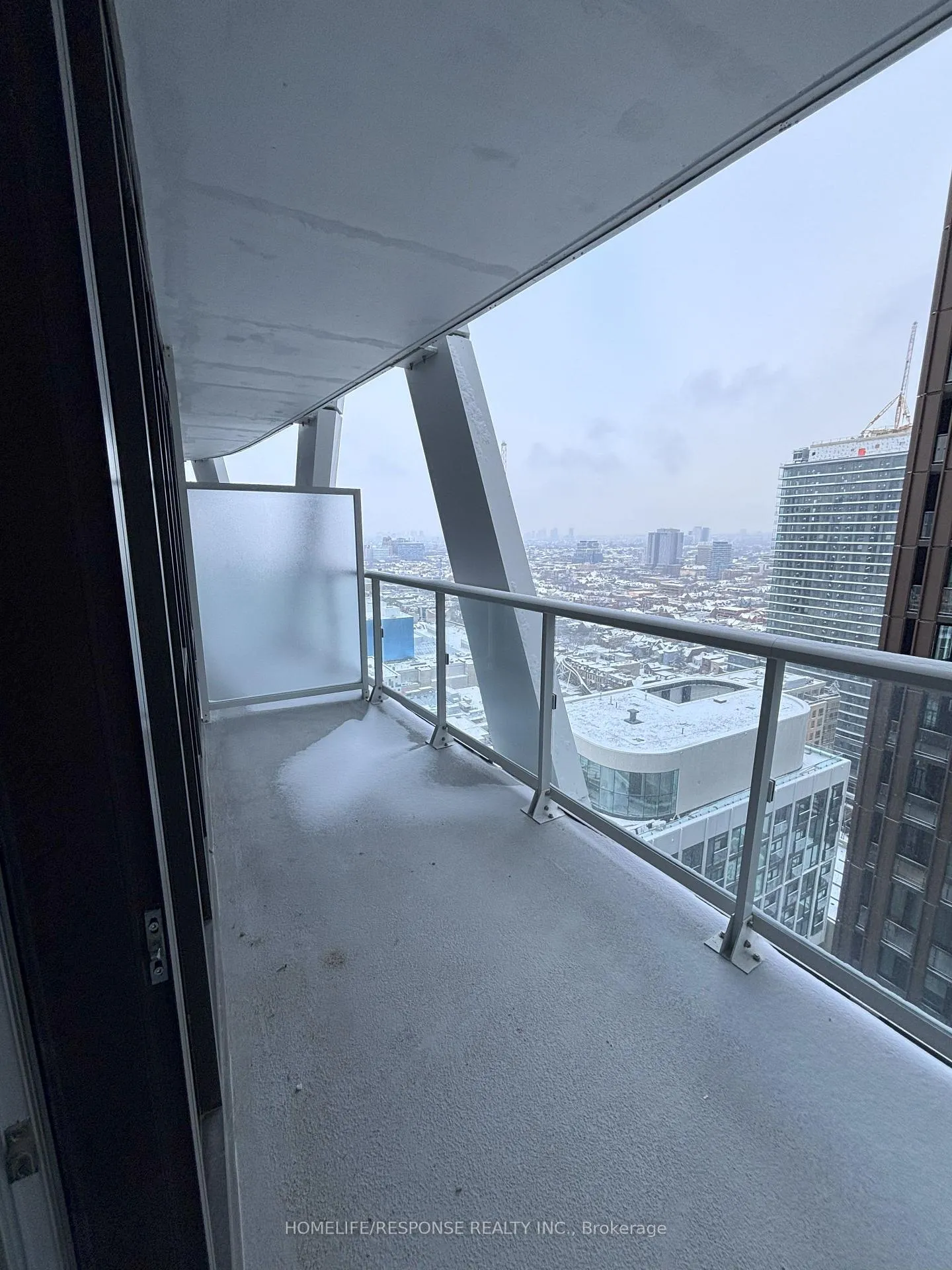 Photo 4 of Unit 2620, 230 Simcoe Street, Toronto, Kensington-Chinatown — HOMEH