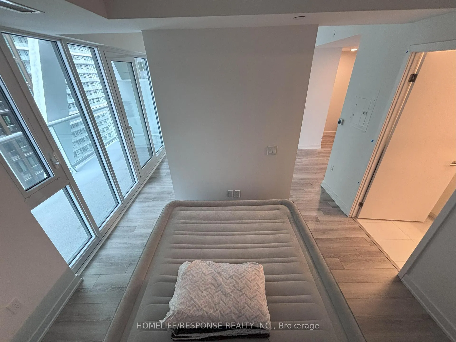 Photo 7 of Unit 2620, 230 Simcoe Street, Toronto, Kensington-Chinatown — HOMEH