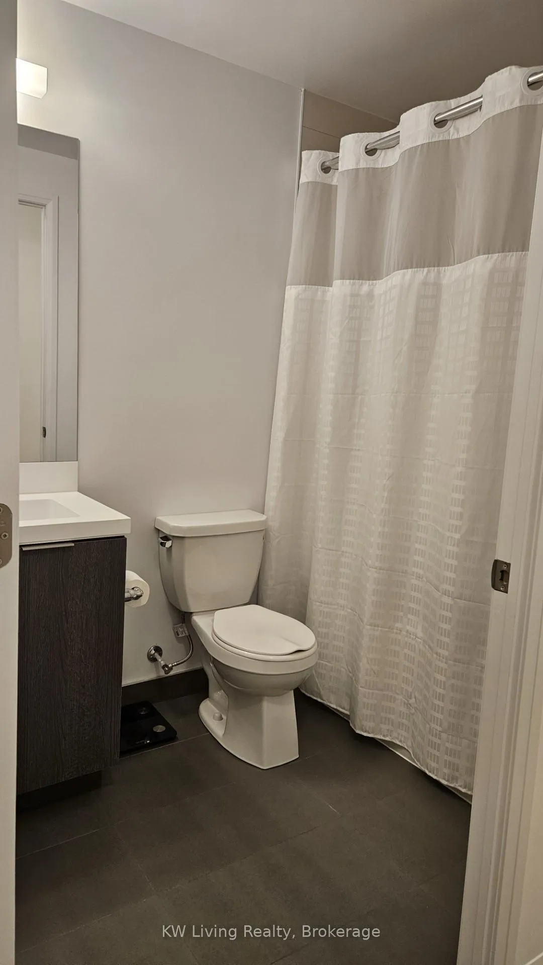 Photo 9 of Unit 903, 25 Holly Street, Toronto, Mount Pleasant West — HOMEH