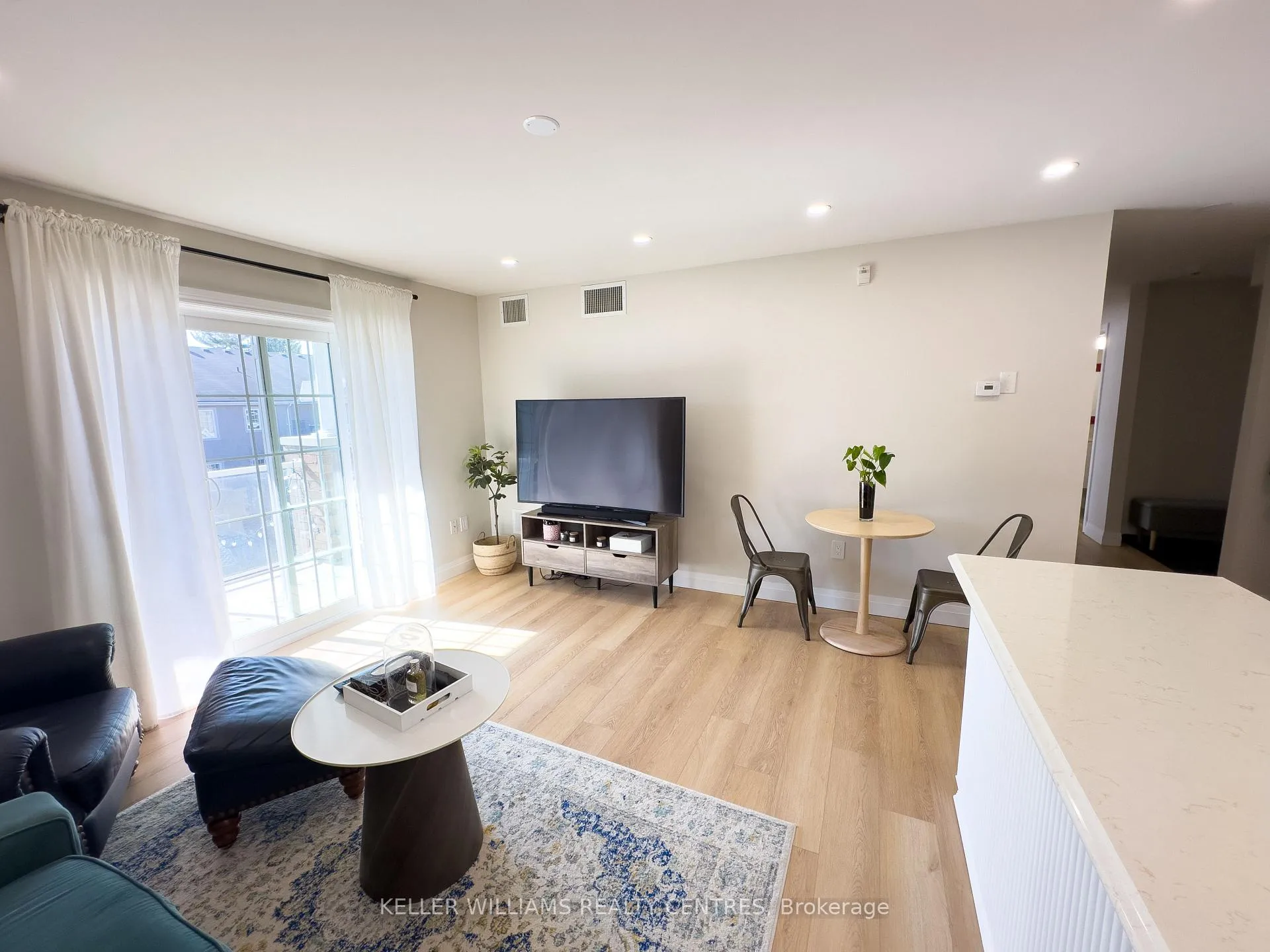 Photo 3 of Unit 26, 41 Coulter Street, Barrie, Bayfield — HOMEH