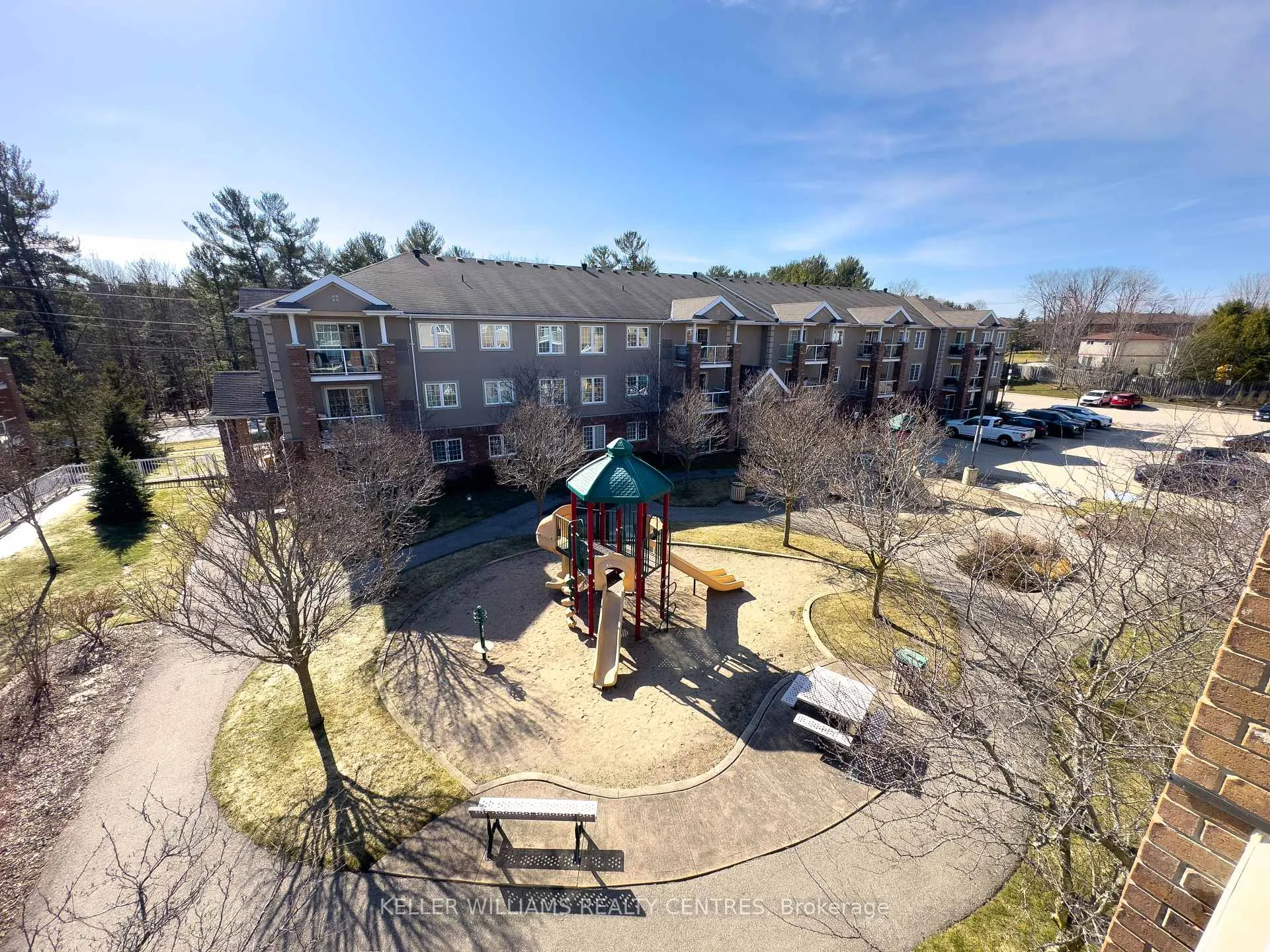 Photo 7 of Unit 26, 41 Coulter Street, Barrie, Bayfield — HOMEH