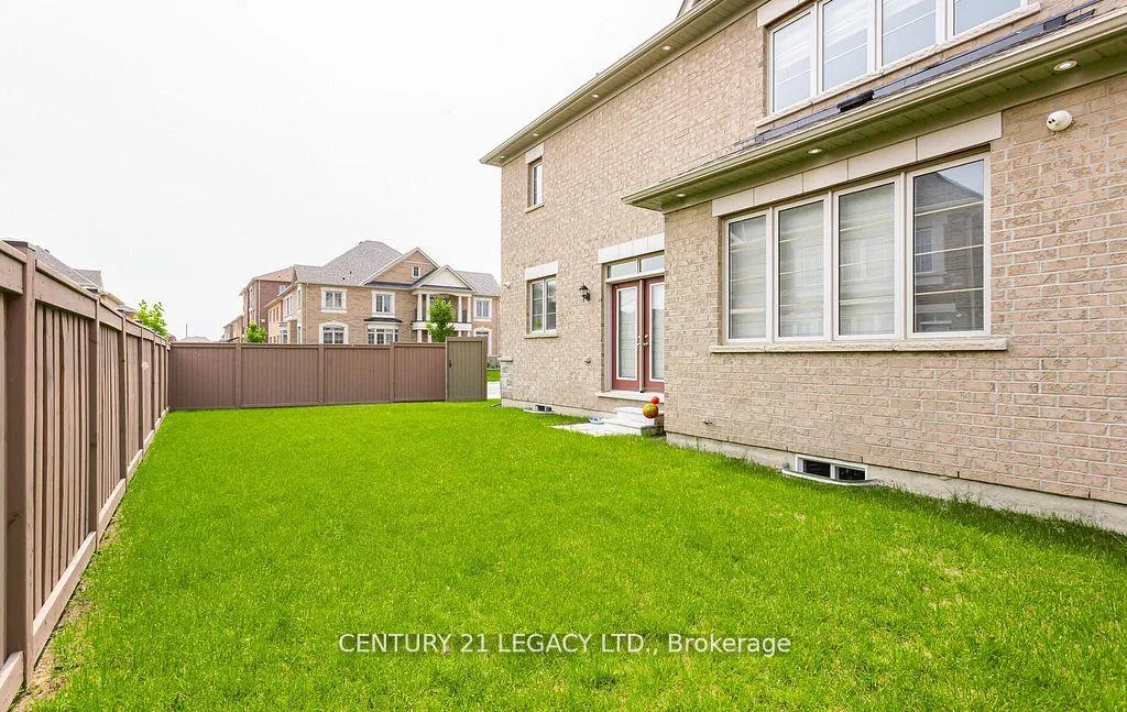 Photo 48 of 35 Farringdon Crescent, Brampton, Northwest Brampton — HOMEH