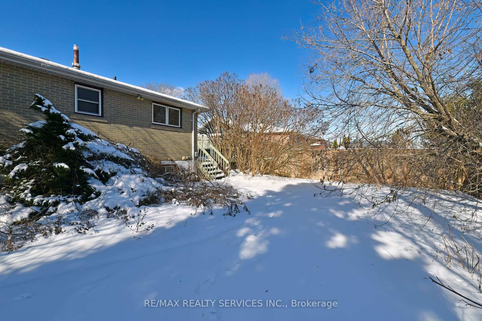 Photo 29 of 66 Gregory Road, Ajax, South East — HOMEH