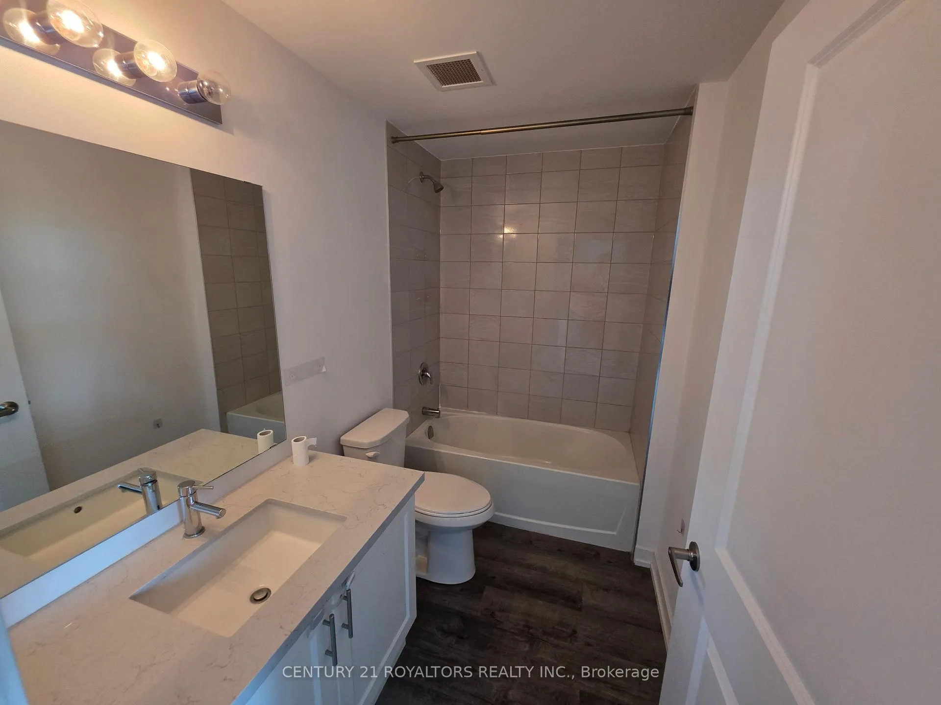 Photo 11 of Unit 610, 450 Dundas Street, Hamilton, Waterdown — HOMEH