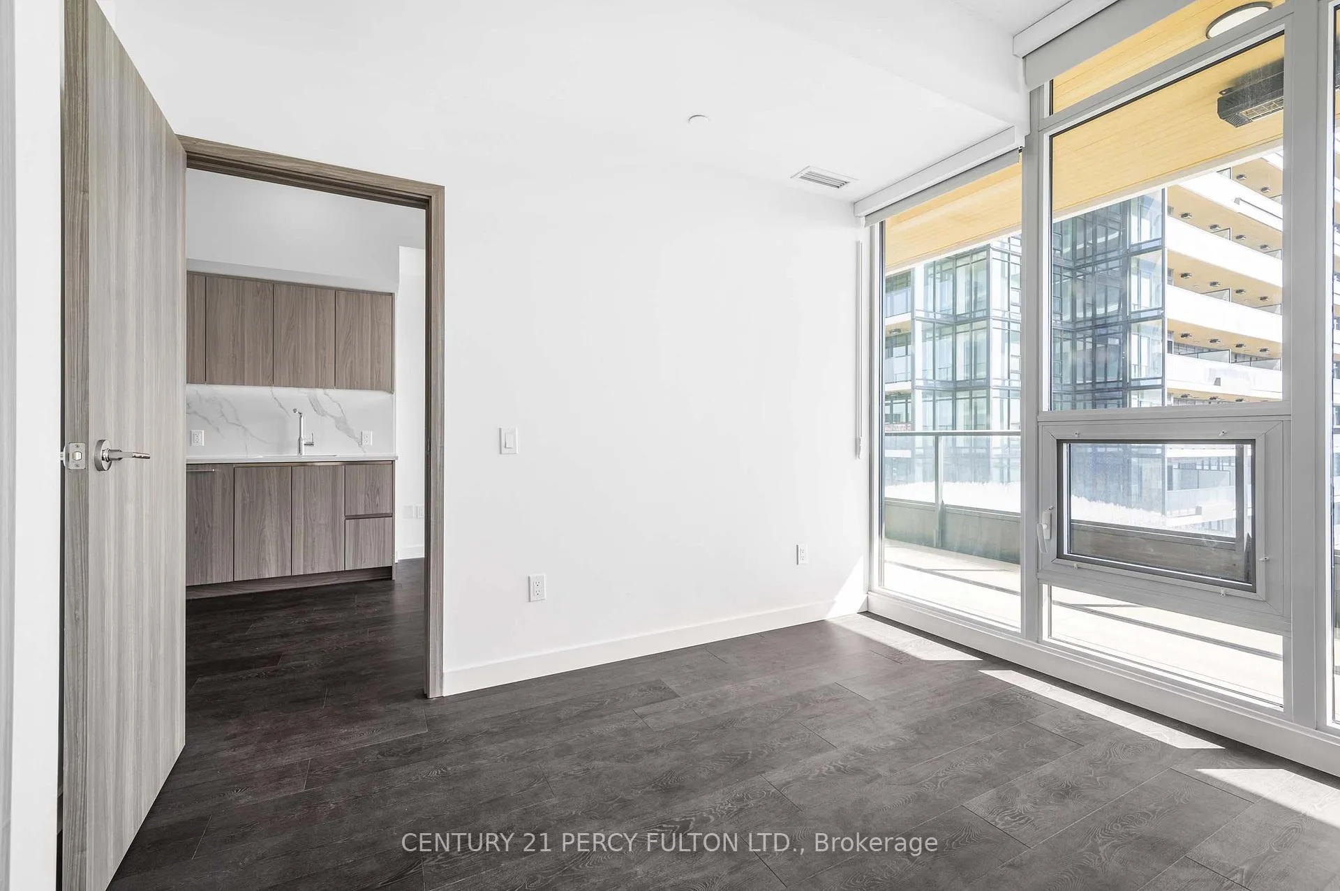 Photo 16 of Unit 5107, 3 Concord Cityplace Way, Toronto, Waterfront Communities — HOMEH