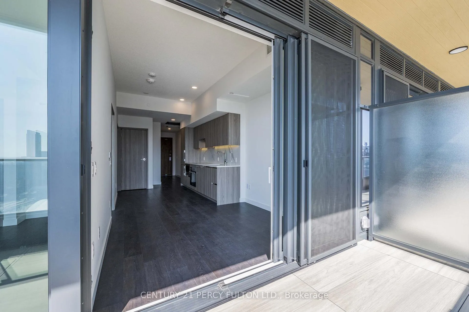 Photo 23 of Unit 5107, 3 Concord Cityplace Way, Toronto, Waterfront Communities — HOMEH