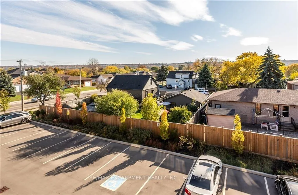 Photo 32 of Unit 302, 257 Millen Road, Hamilton, Stoney Creek — HOMEH