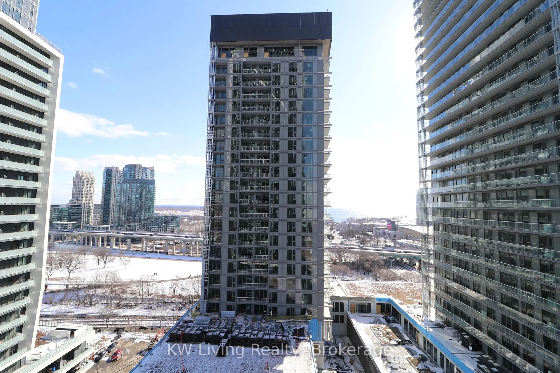 Photo 10 of Unit 1402, 50 Ordnance Street, Toronto, Niagara — HOMEH