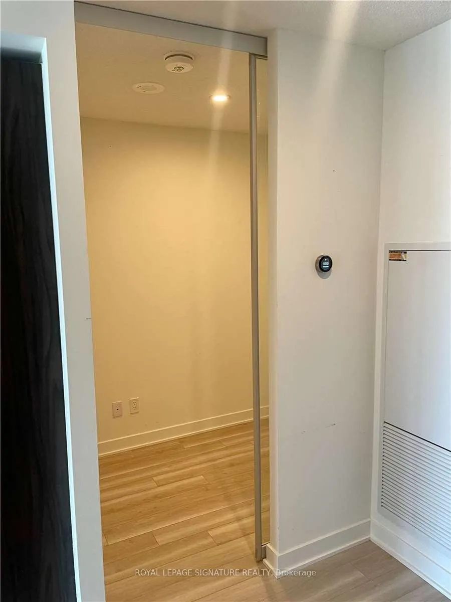 Photo 5 of Unit 1811, 17 Bathurst Street, Toronto, Waterfront Communities — HOMEH