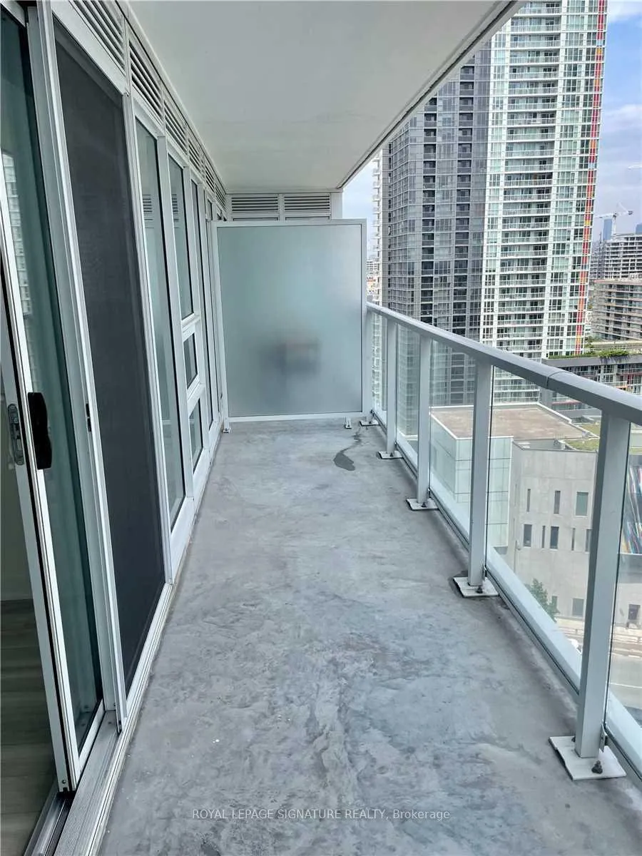 Photo 11 of Unit 1811, 17 Bathurst Street, Toronto, Waterfront Communities — HOMEH