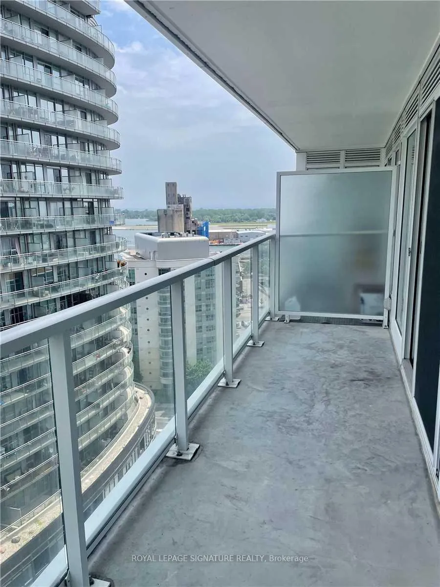 Photo 12 of Unit 1811, 17 Bathurst Street, Toronto, Waterfront Communities — HOMEH