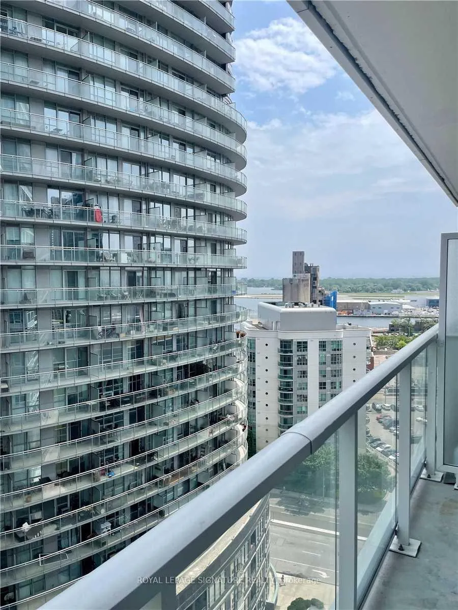 Photo 15 of Unit 1811, 17 Bathurst Street, Toronto, Waterfront Communities — HOMEH