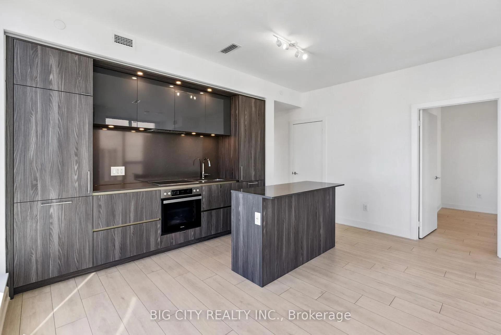 Photo 9 of Unit 1608, 15 Mercer Street, Toronto, Waterfront Communities — HOMEH