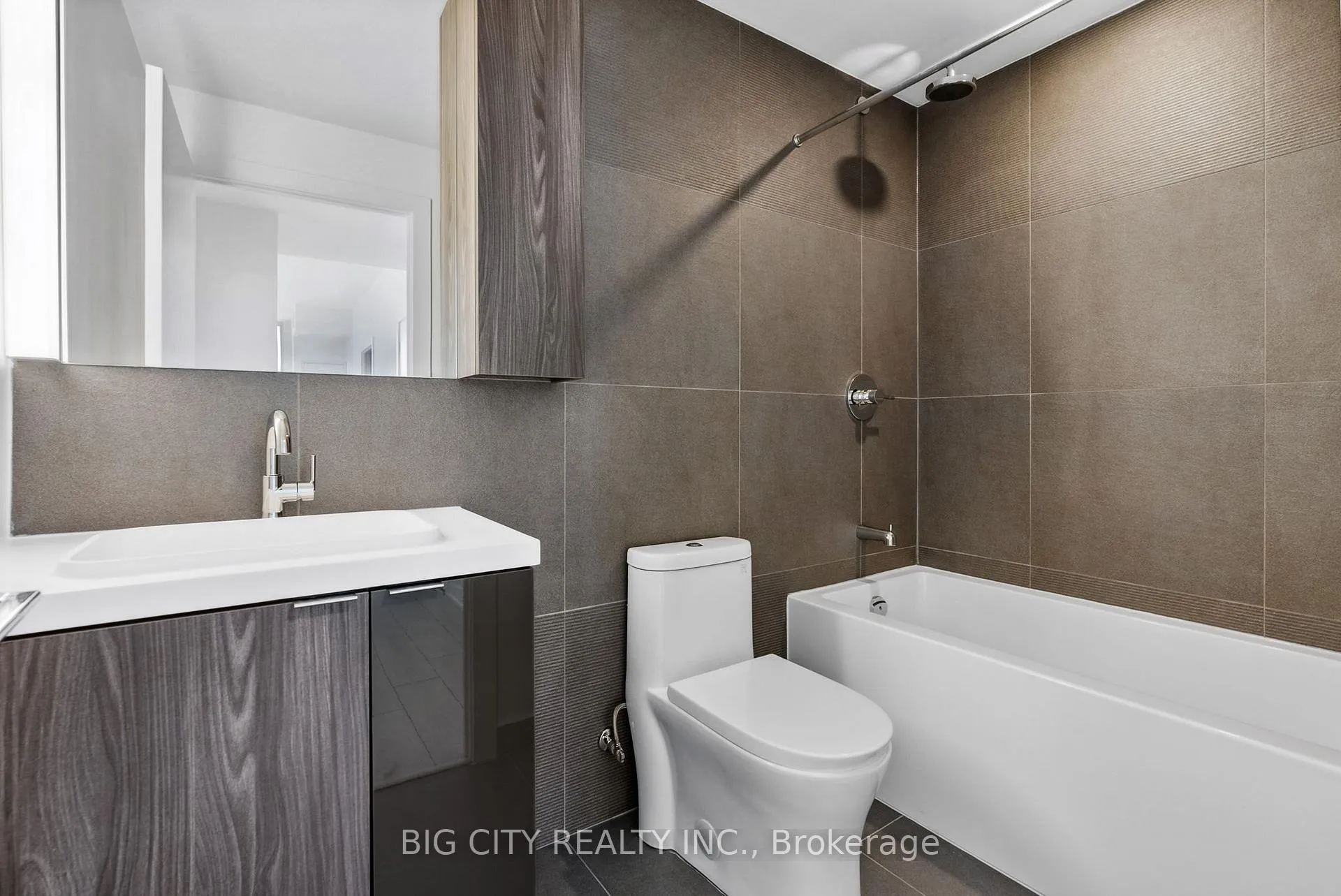 Photo 21 of Unit 1608, 15 Mercer Street, Toronto, Waterfront Communities — HOMEH