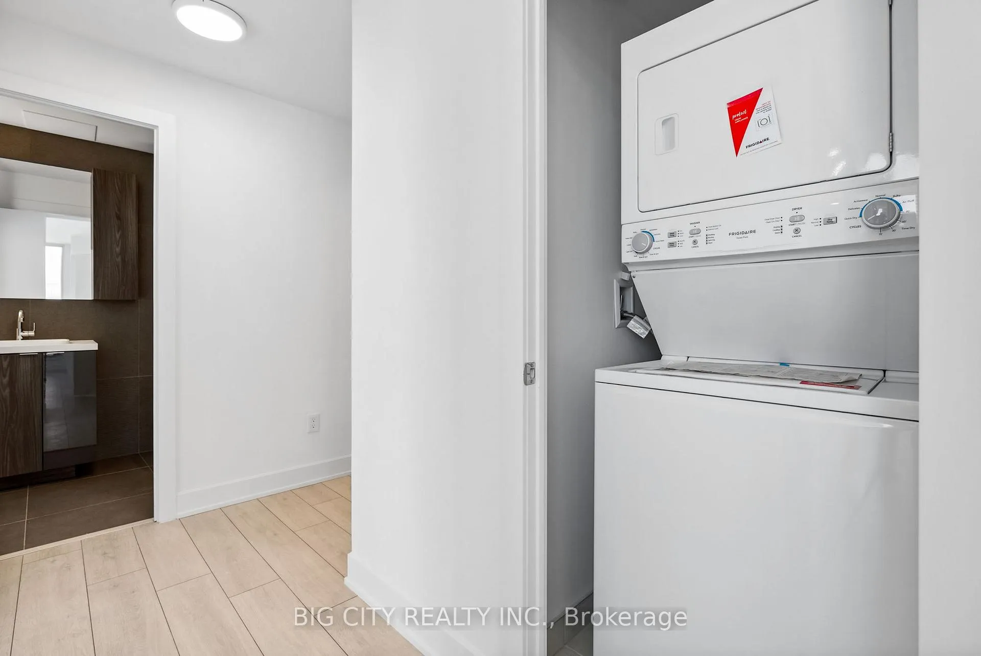 Photo 22 of Unit 1608, 15 Mercer Street, Toronto, Waterfront Communities — HOMEH