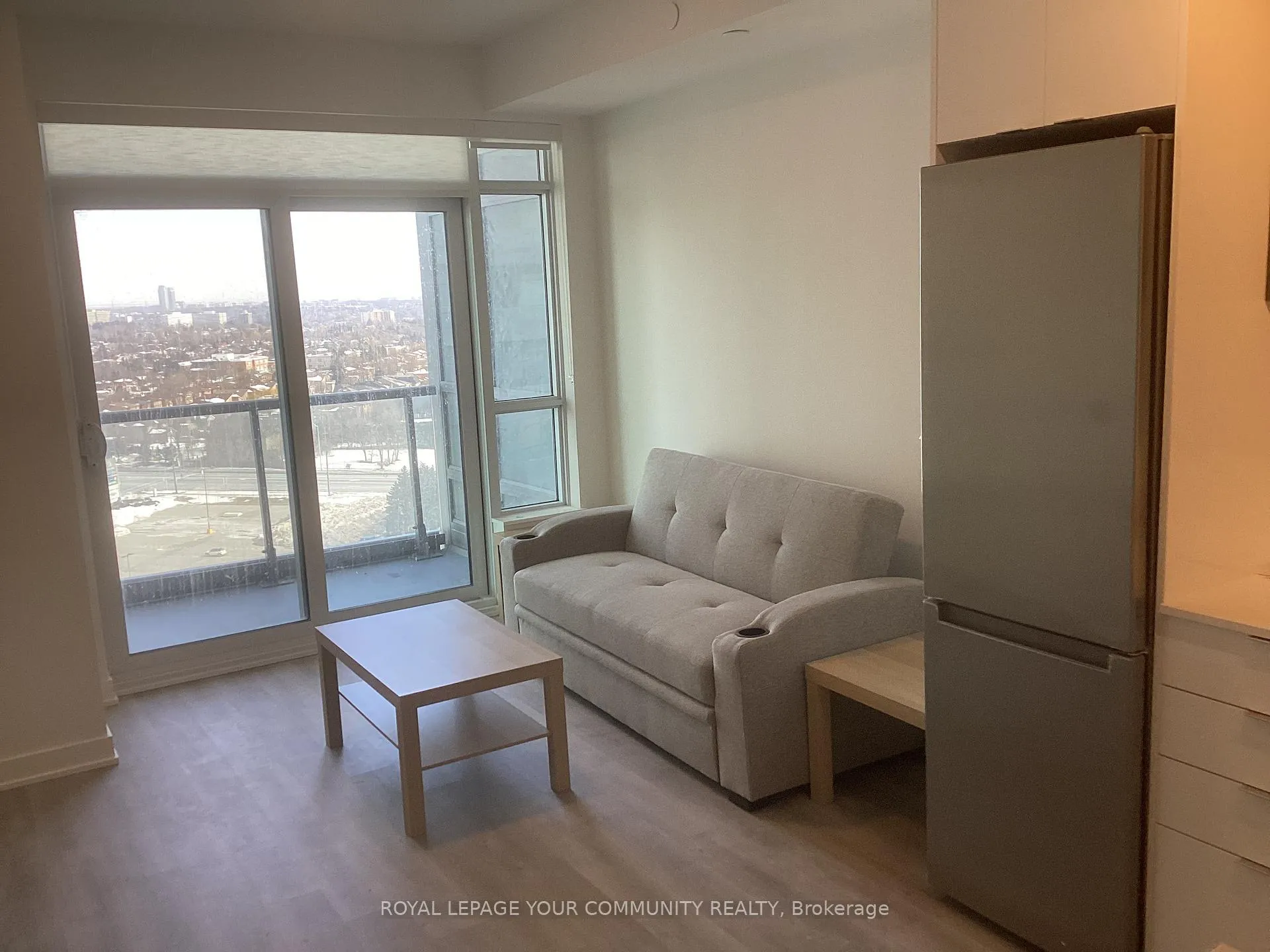 Photo 6 of Unit A1509, 30 Upper Mall Way, Vaughan, Brownridge — HOMEH