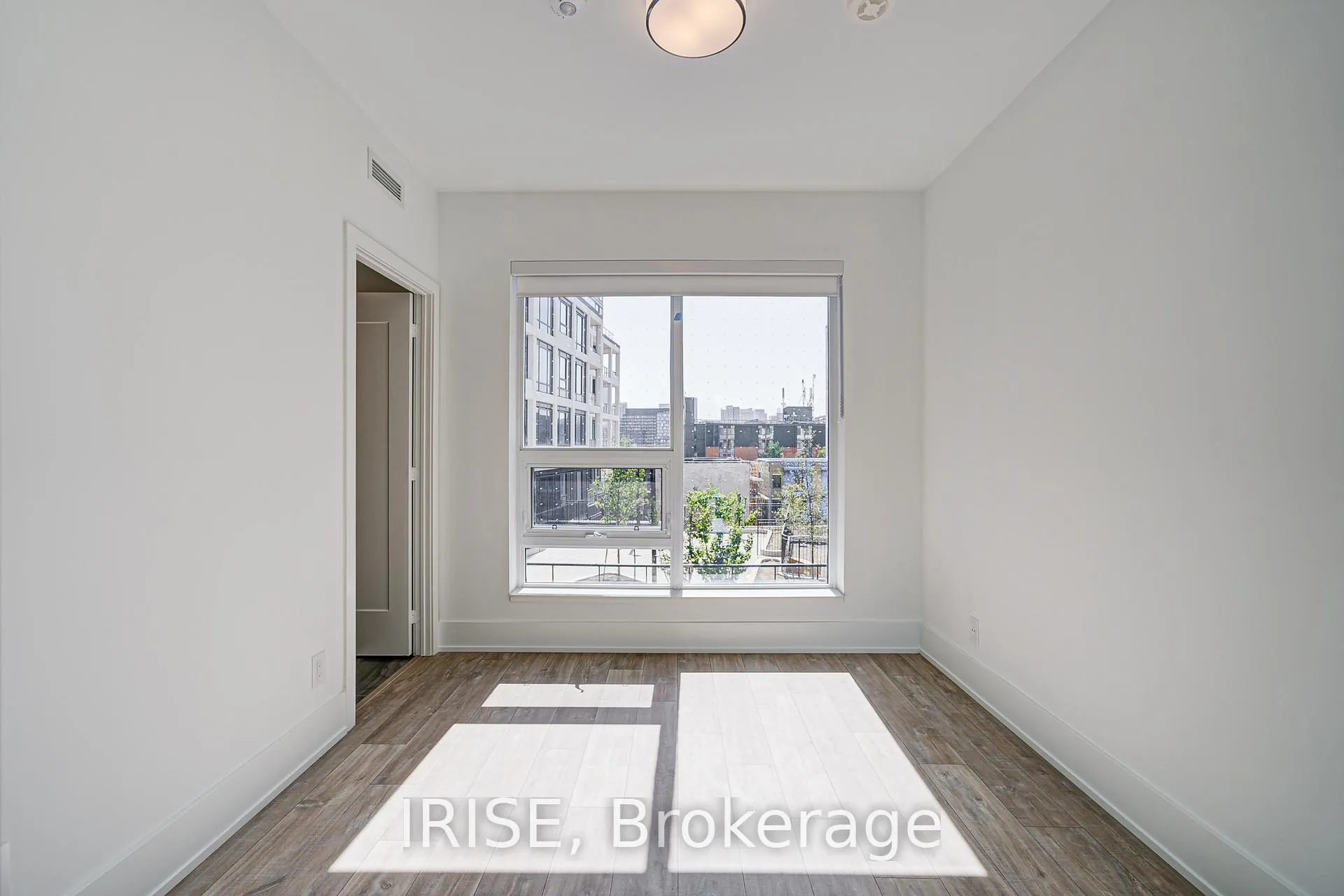 Photo 7 of Unit 416, 115 Denison Avenue, Toronto, Kensington-Chinatown — HOMEH