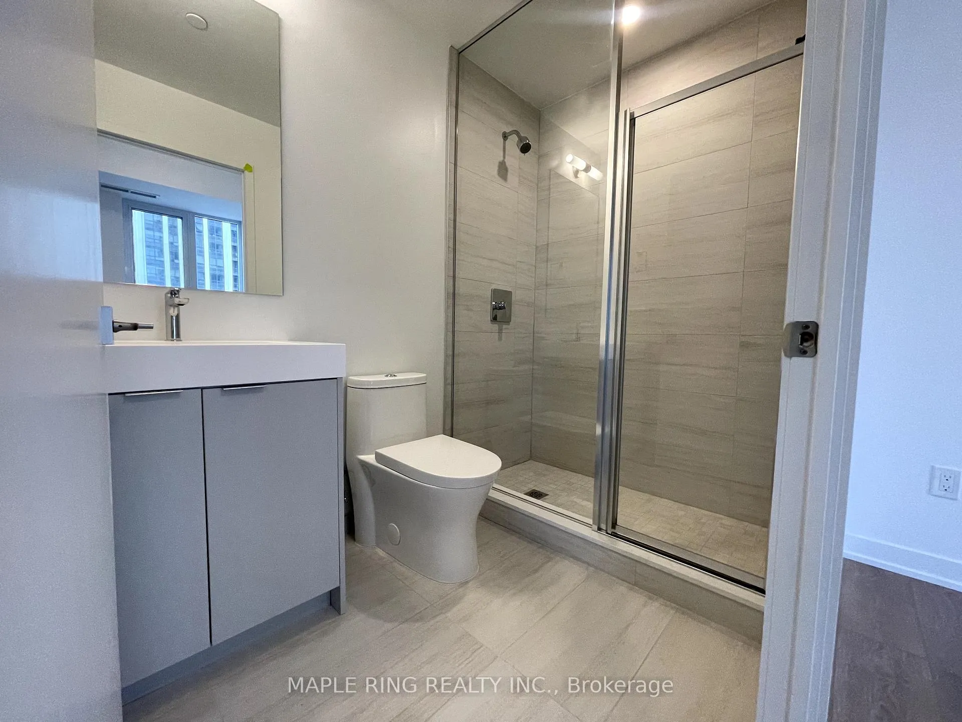 Photo 3 of Unit 920, 10 Abeja Road, Vaughan, Concord — HOMEH